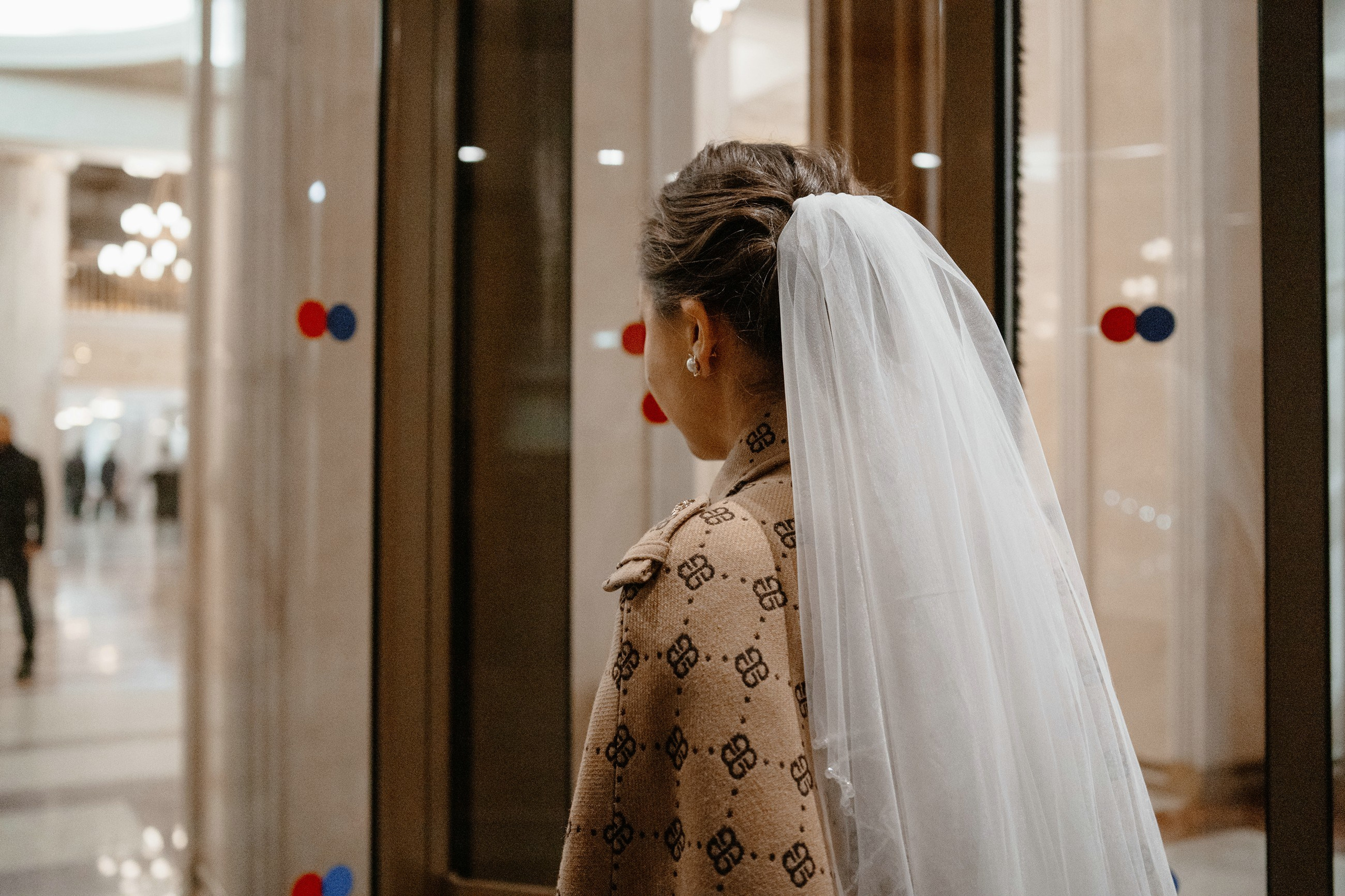 Фотосессия свадьбы в Lotte Plaza. Свадебный и семейный фотограф в Москве Светлана Зоткина