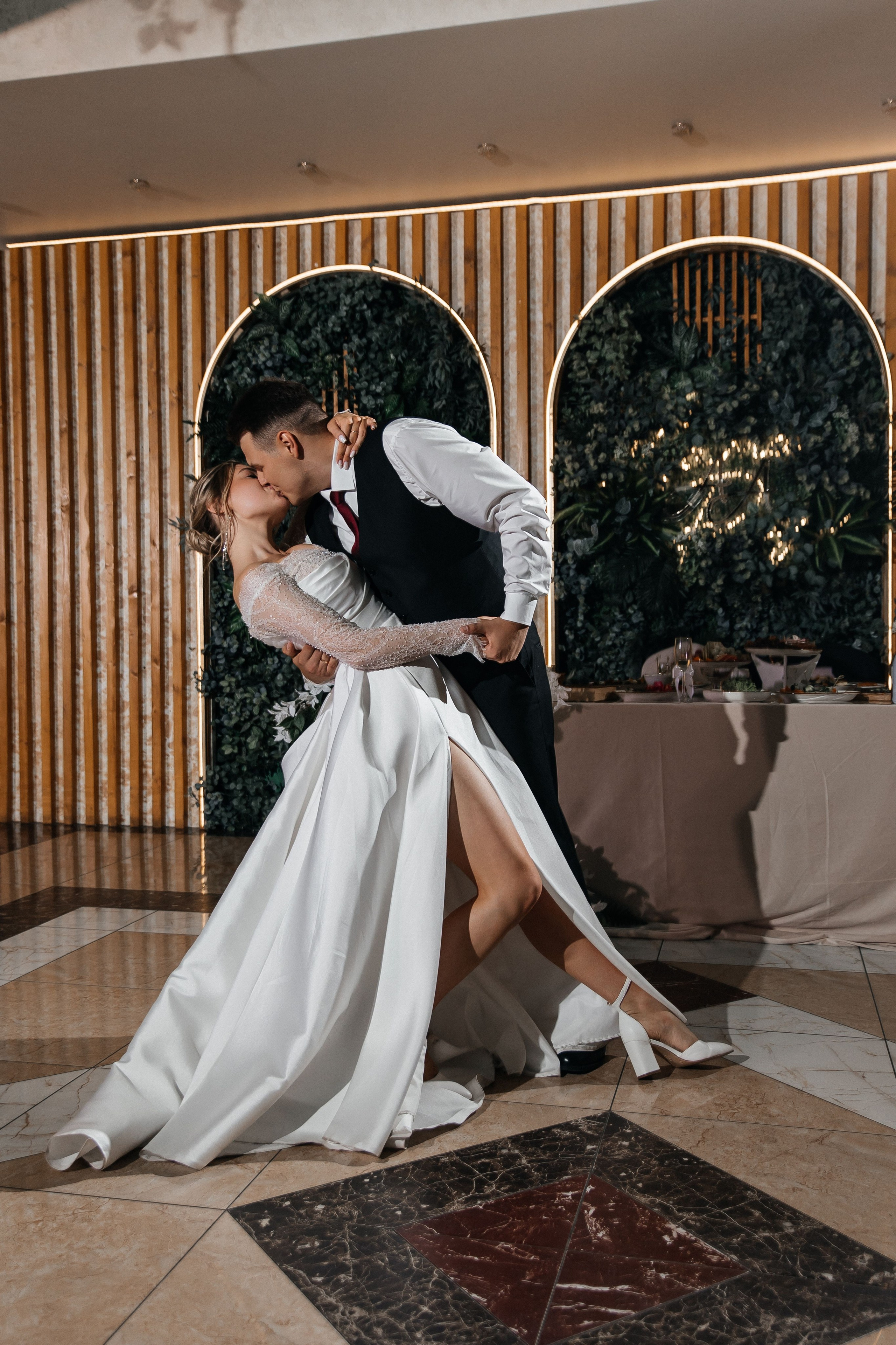 Анонс свадьба Антон и Алёна. Свадебный и семейный фотограф в Севастополе и Крыму Анастасия Сураева