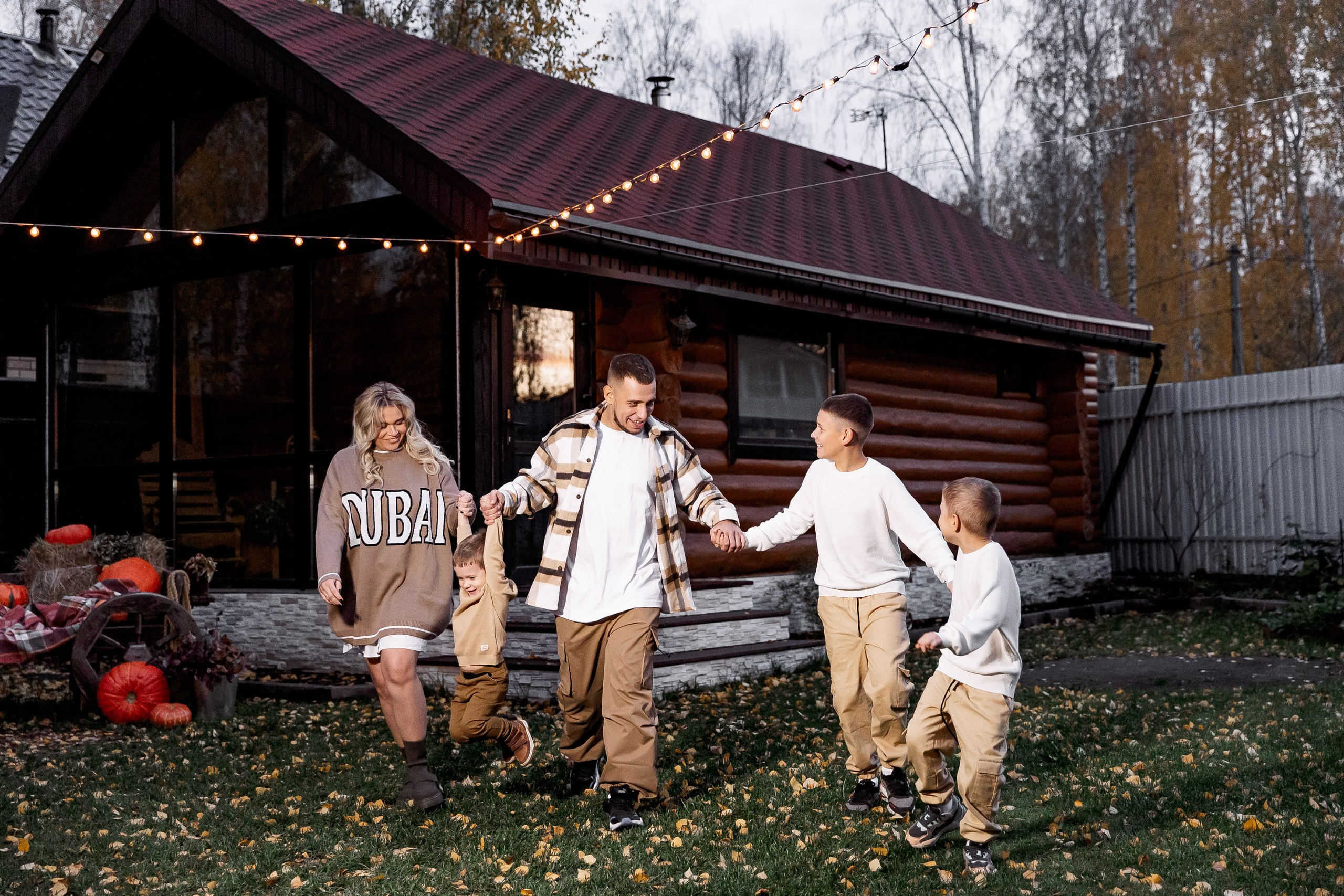 Эдуард и Дарья с сыновьями. Свадебный и семейный фотограф в Челябинске Юлия Ишимова