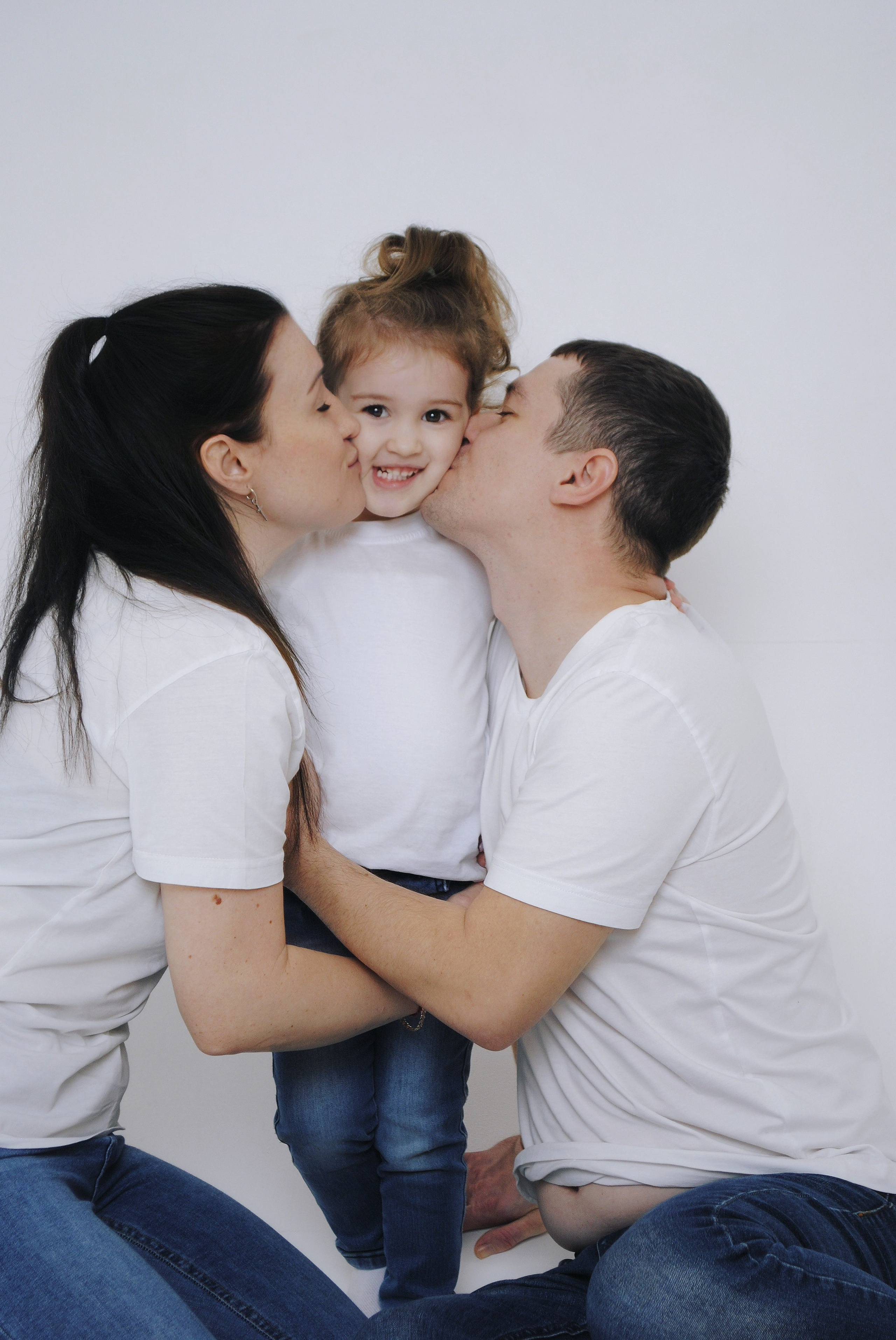 Ева и семья. Фотограф Мария Мусаелян