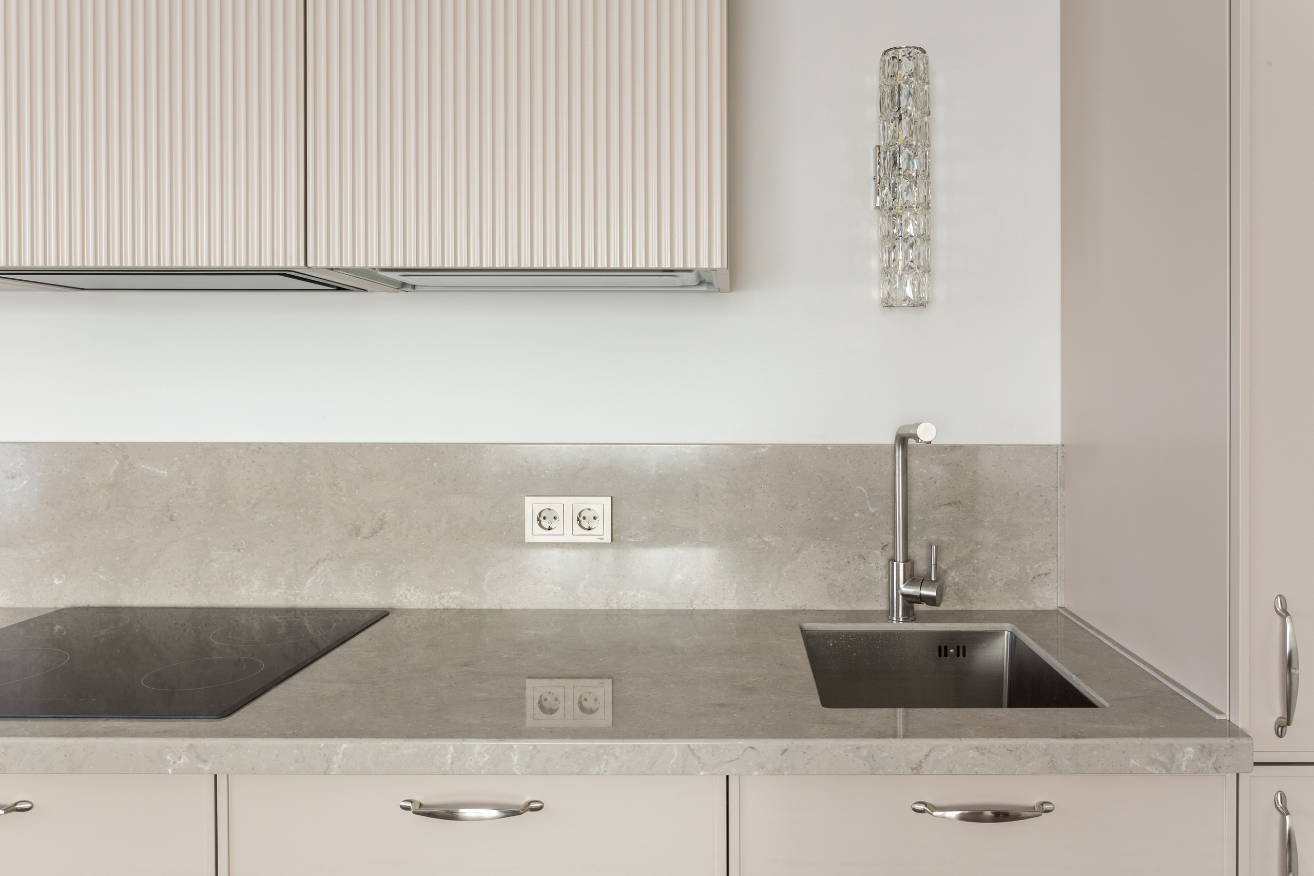 Квартира для продажи в Scandis Ozero. Интерьерный фотограф и ретушер в Красноярске Денис Антропов