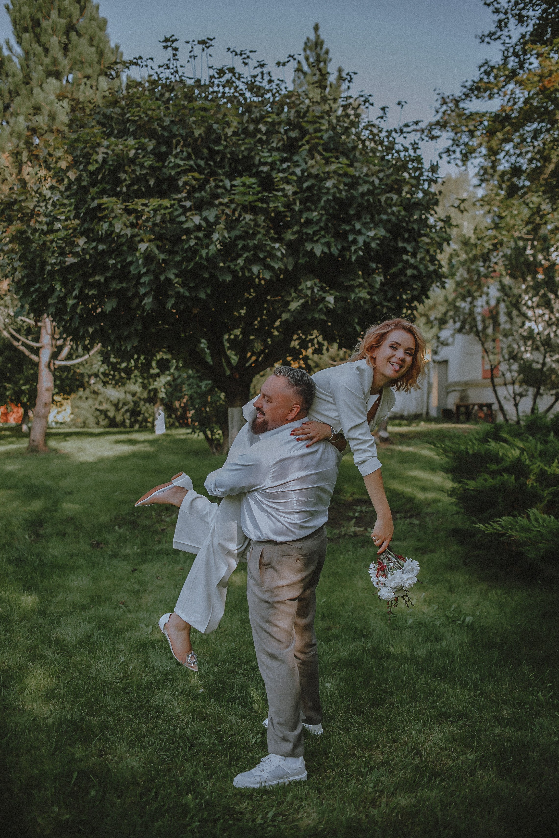 Love.exe: Запущен успешно. Свадебный и семейный фотограф в Москве Сажина Кристина КиМ. Свадебный оператор в Москве Сажин Максим