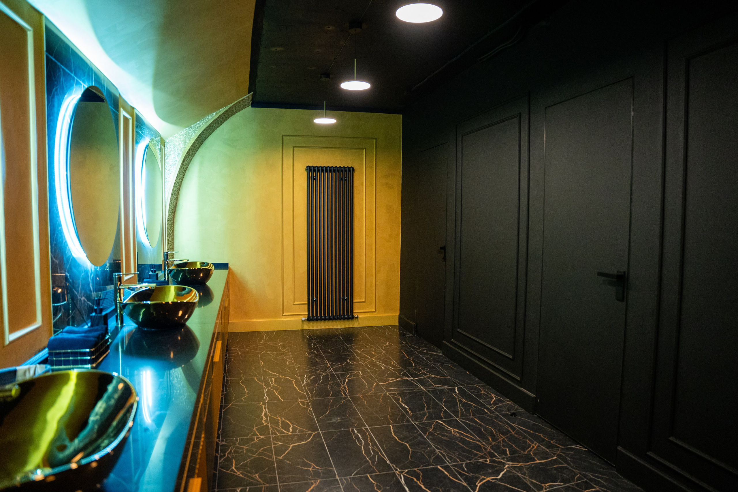 Фотосъемка интерьера стриптиз-клуба Hefner — элитный клуб Краснодара. Интерьерная фотосъемка клуба Hefner в Краснодаре — профессионально. Шедевры для Вас! Фотограф и Видеограф в Краснодаре Пахиев Руслан