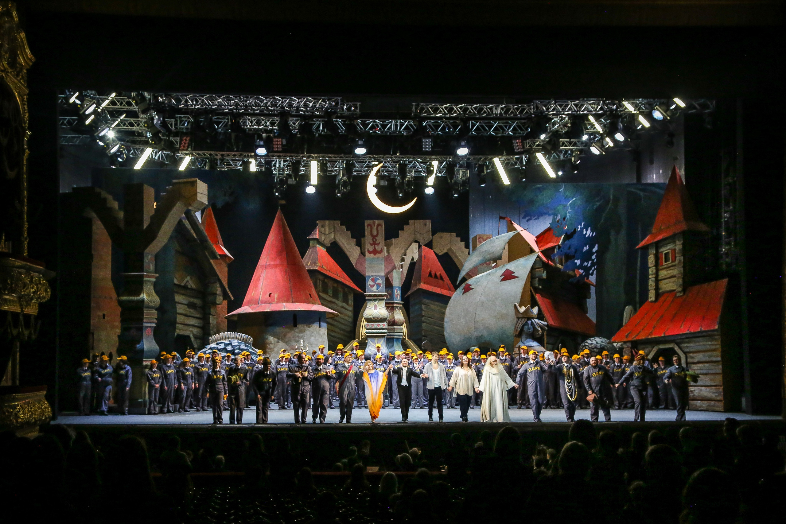 Парк древнерусского периода: премьера «Садко» Чернякова в Большом театре. Дарья Письменюк / Darya Leitstern — фотограф, музыкант, журналист, путешественник