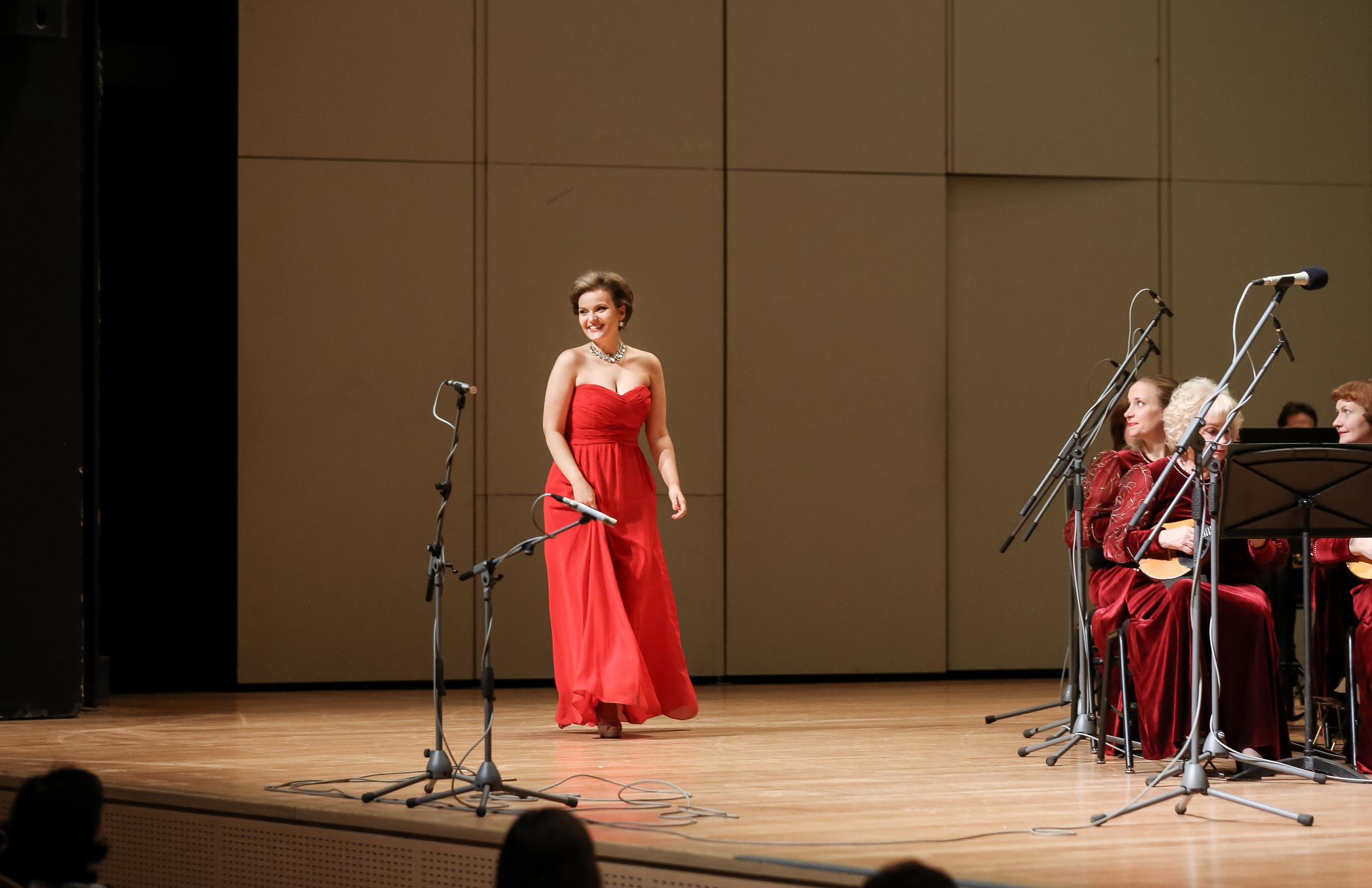 Концерт «Времена года». Дарья Письменюк / Darya Leitstern — фотограф, музыкант, журналист, путешественник