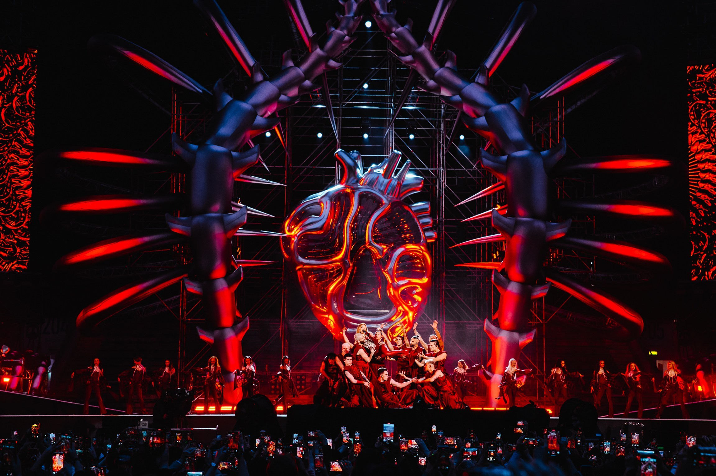 ANNA ASTI | MOSCOW | 2025. OOPS