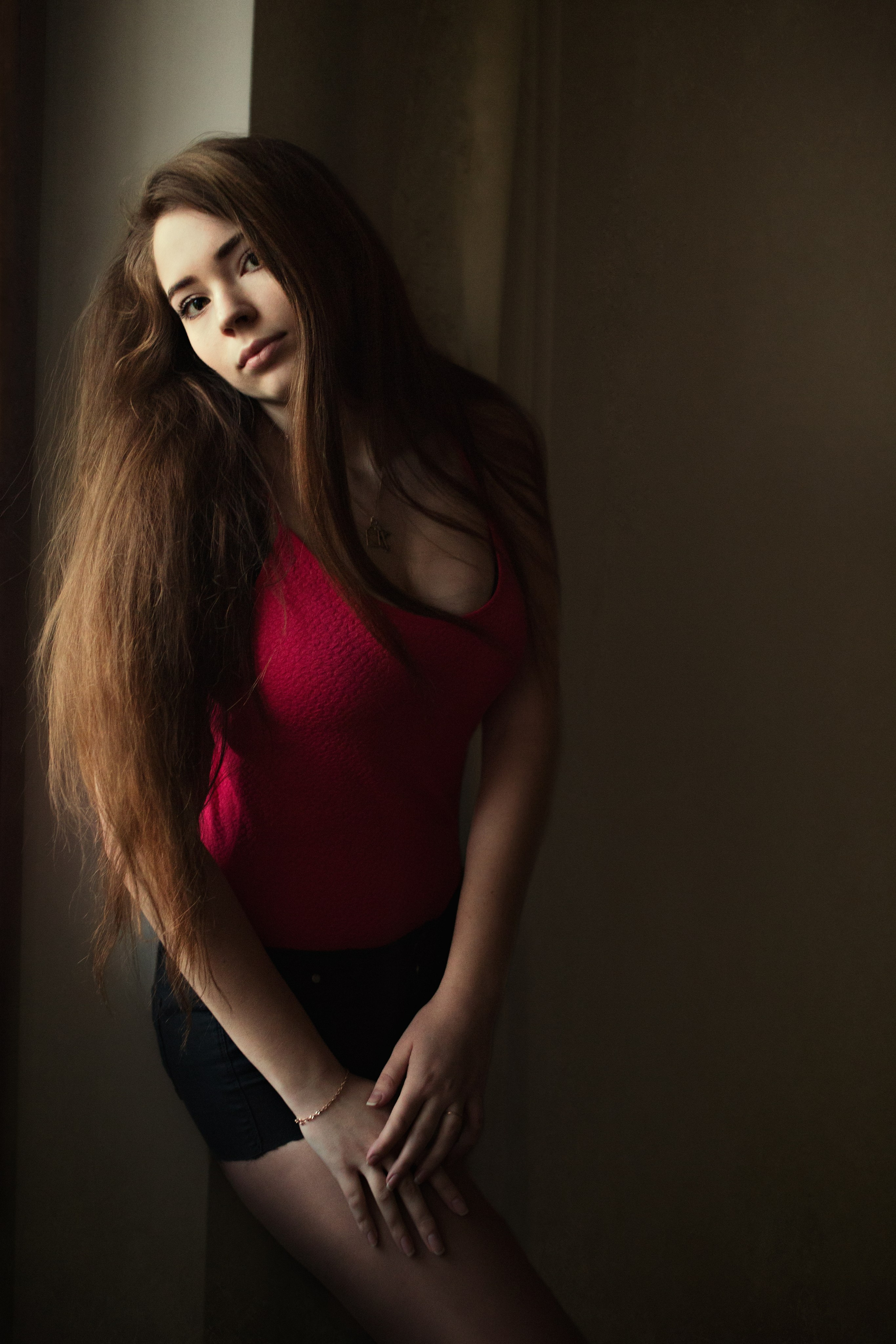 Портреты у окна с Кристиной в формате для «себя»