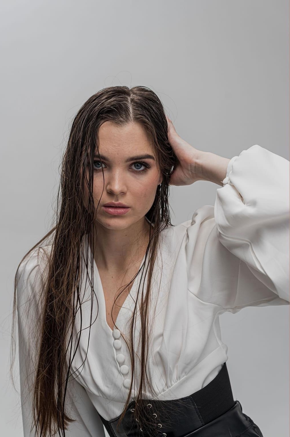 Zhanna Ognivo — Professional image retoucher. AI Photo Retoucher and Image Restorer Zhanna Ognivo