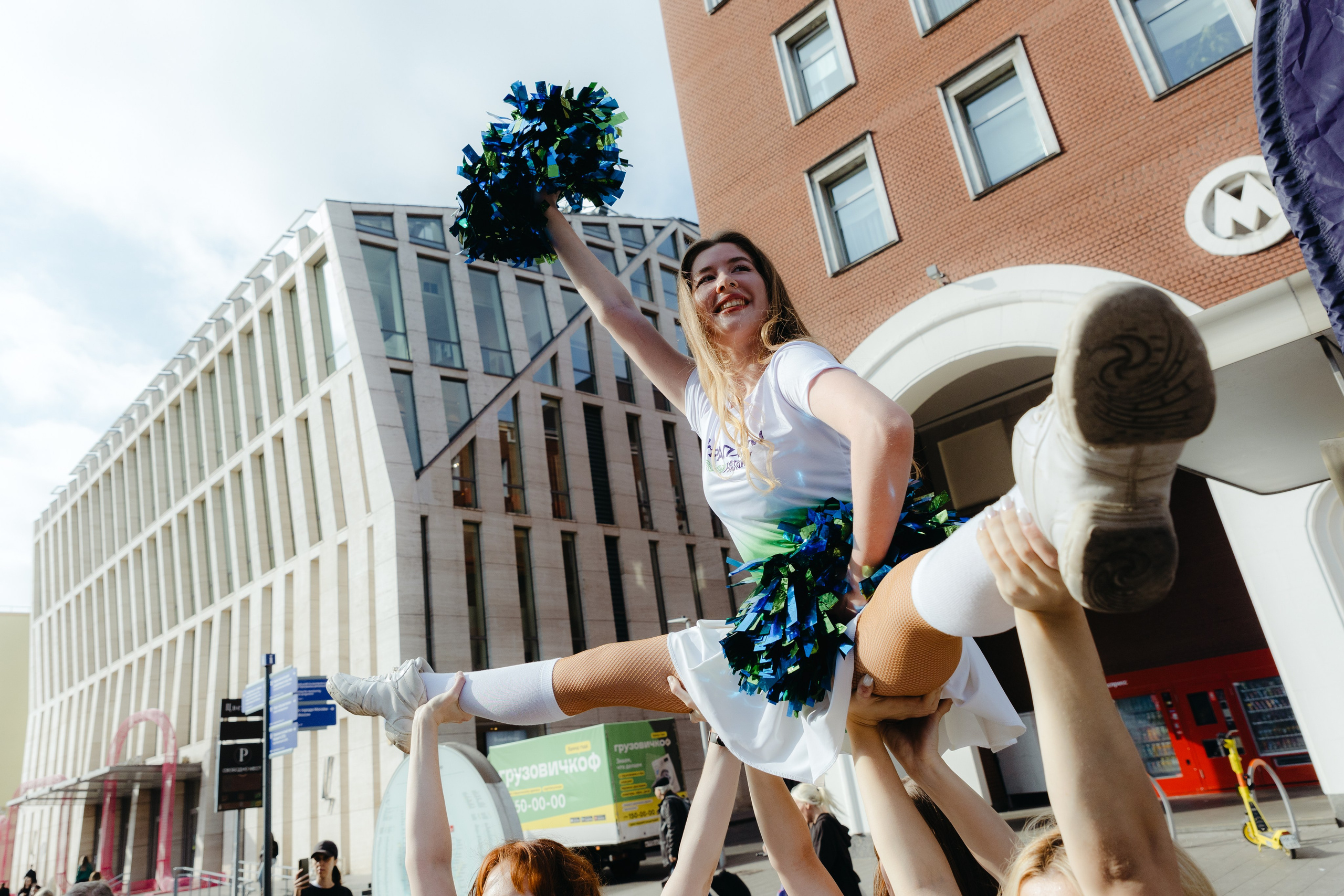 УRF на Московском Марафоне. Фотограф Иван Косарев