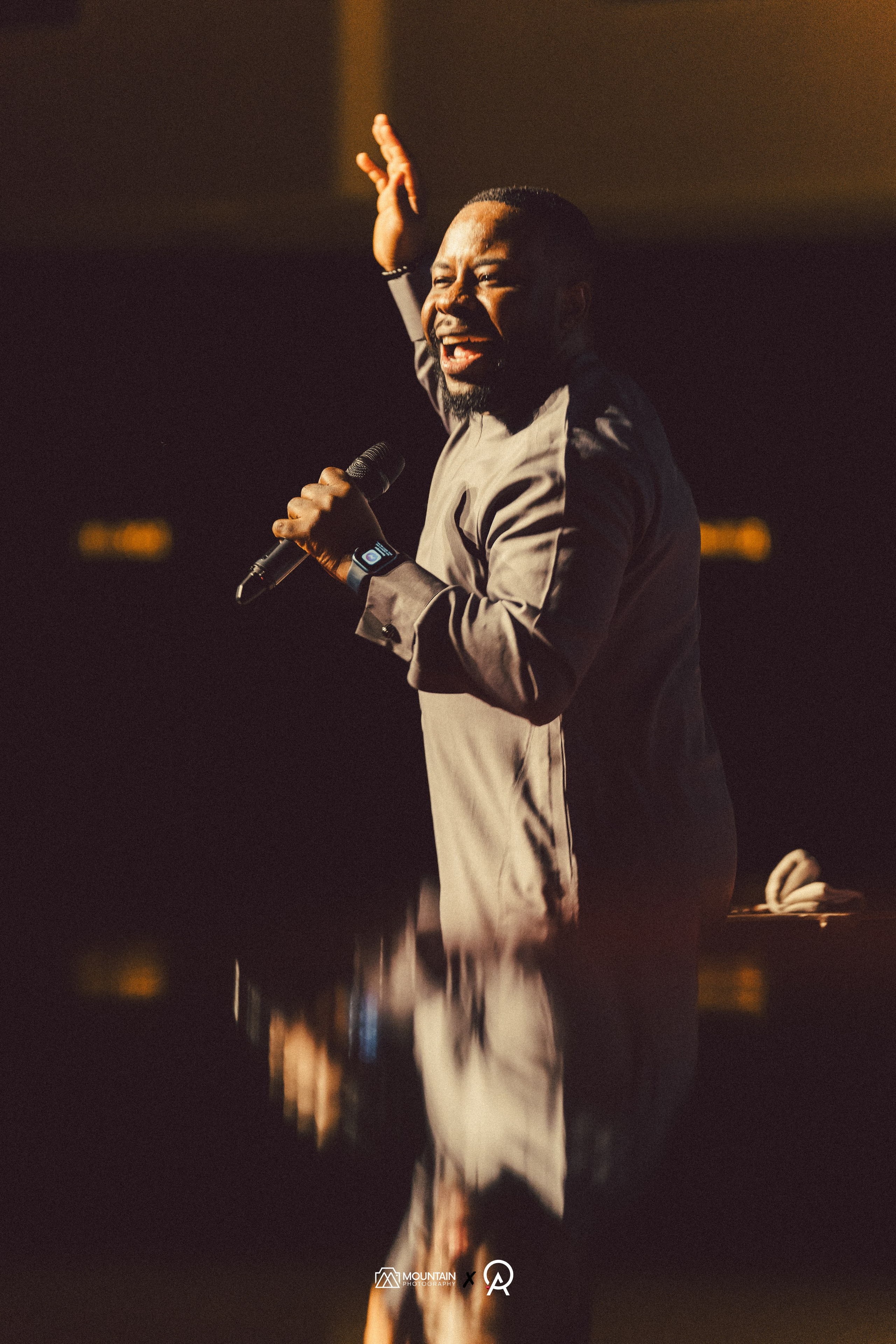 One Audience Gospel concert With Prospa Ochimana. Я занимаюсь событийной, свадебной, товарной, студийной… фотографией