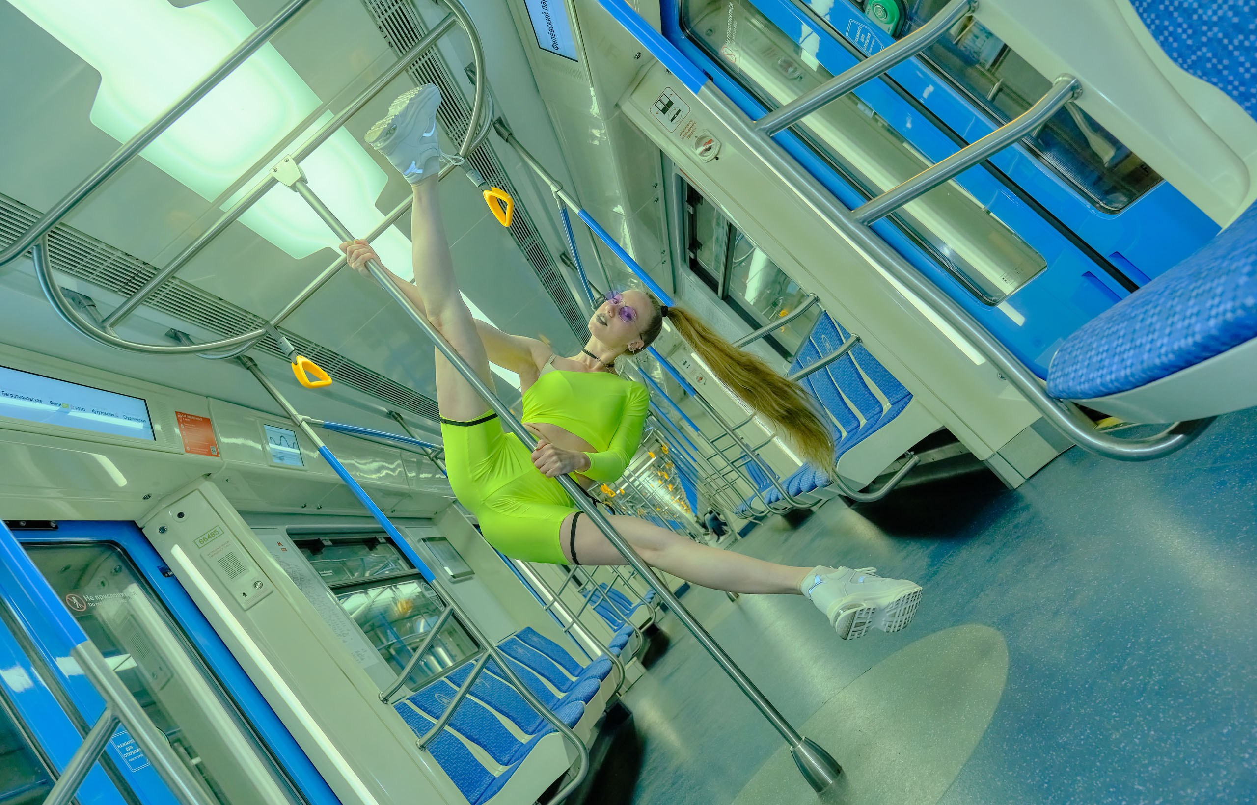 Фотоальбом с красивыми девушками (Часть 4)