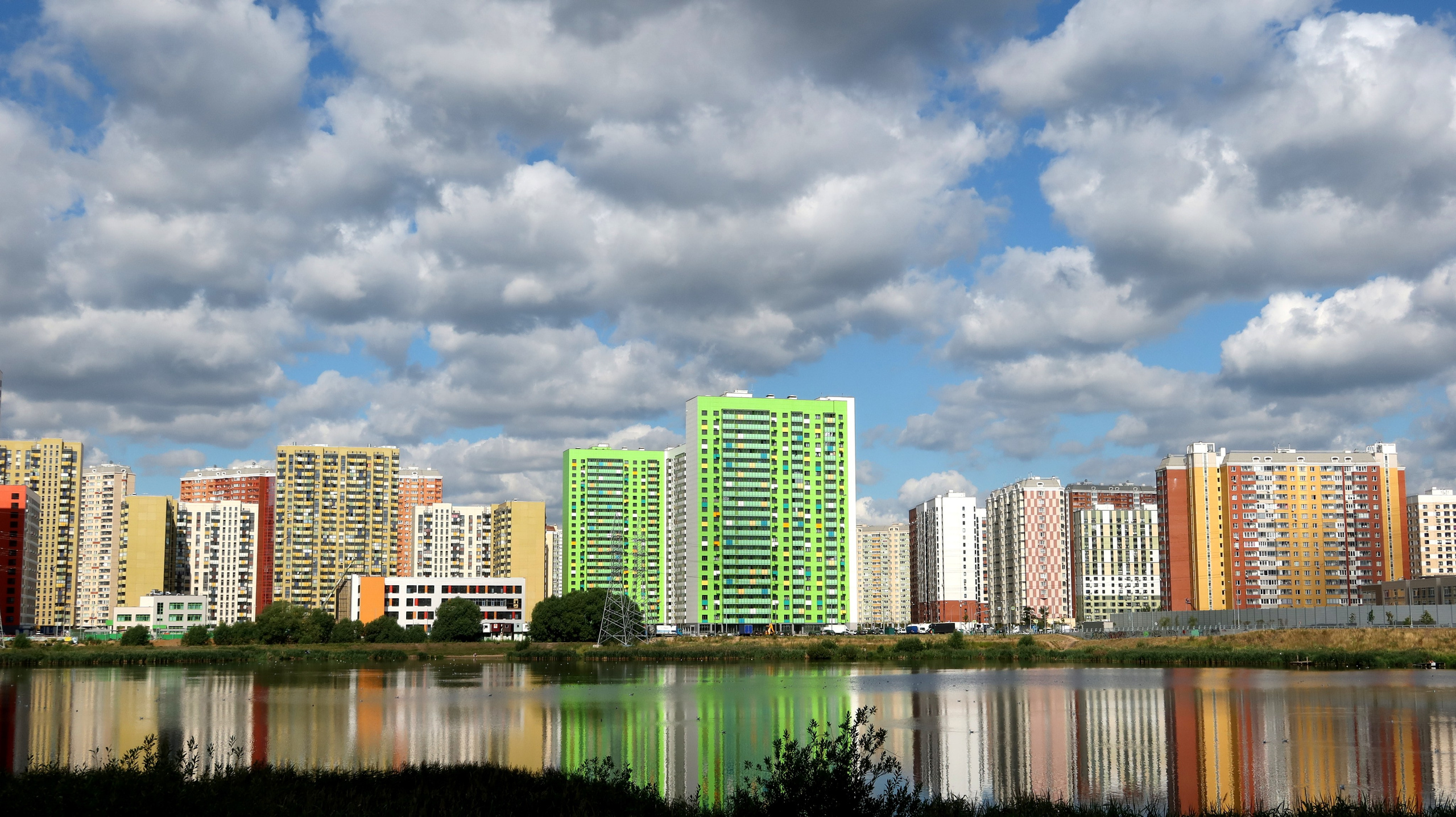 Улица, люди, жизнь…