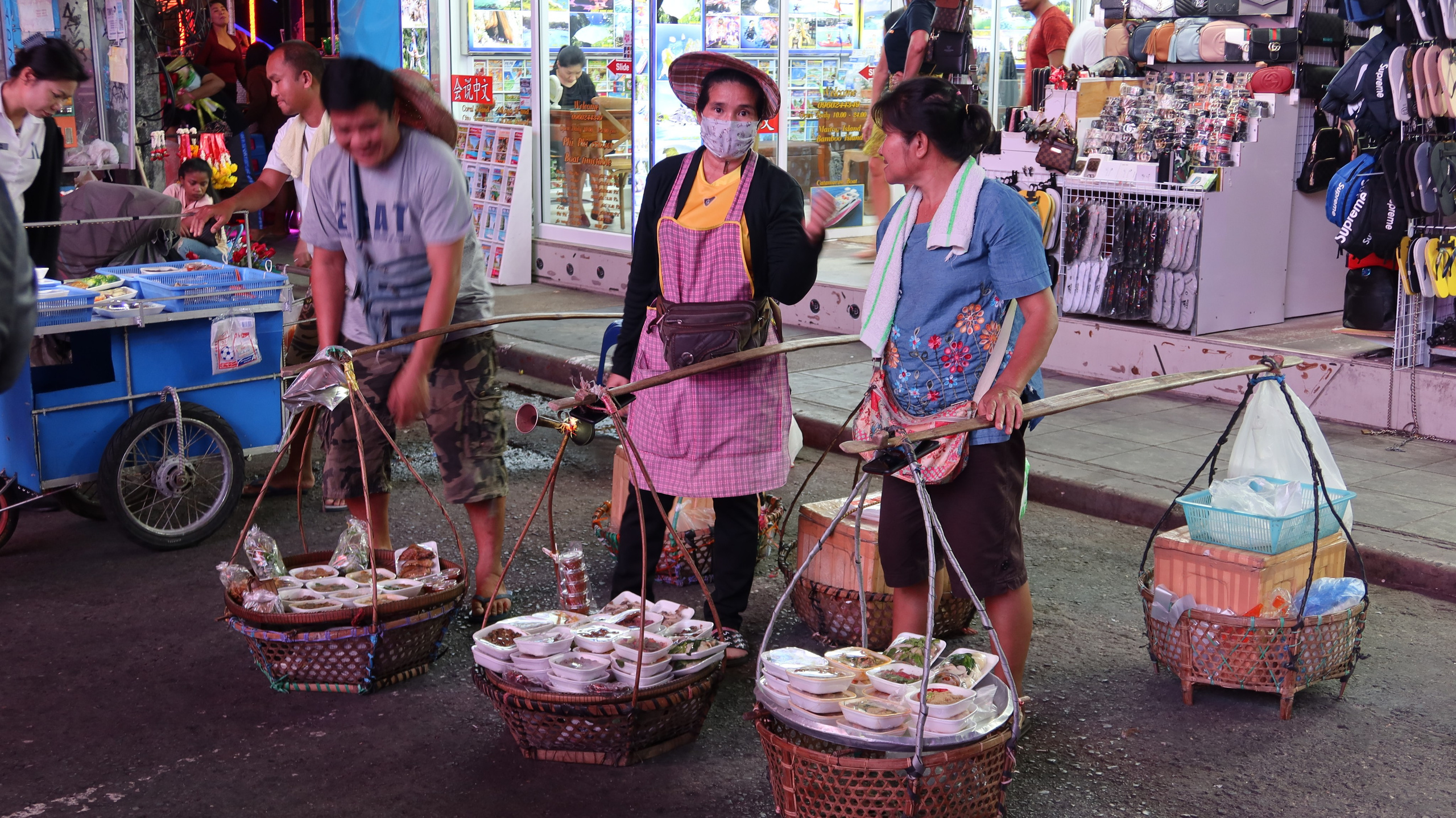 Тайланд 2020 г. Улица, люди, жизнь…