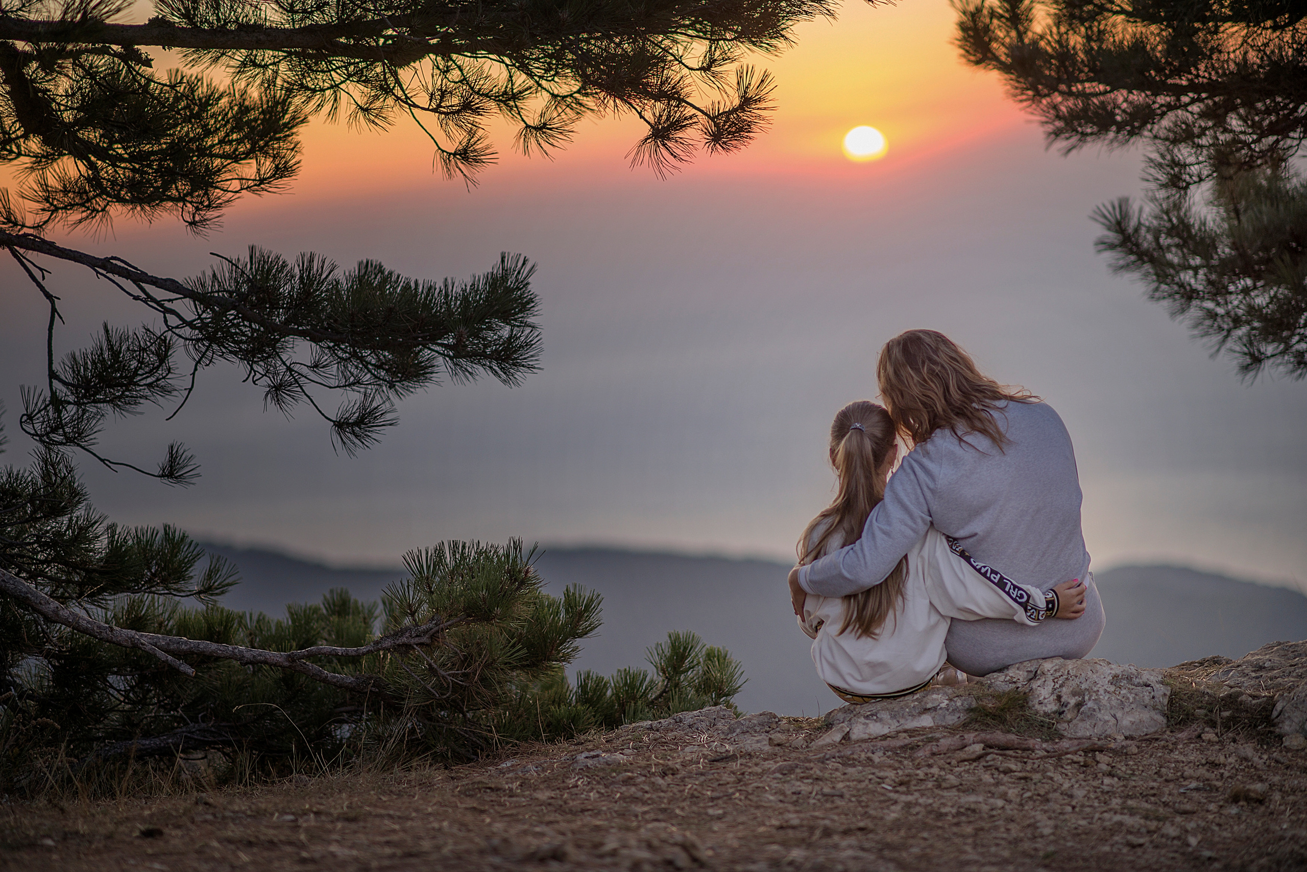 Рассвет на горе Ай-Петри. Семейный и детский фотограф в Севастополе. Семейный фотограф в Ялте