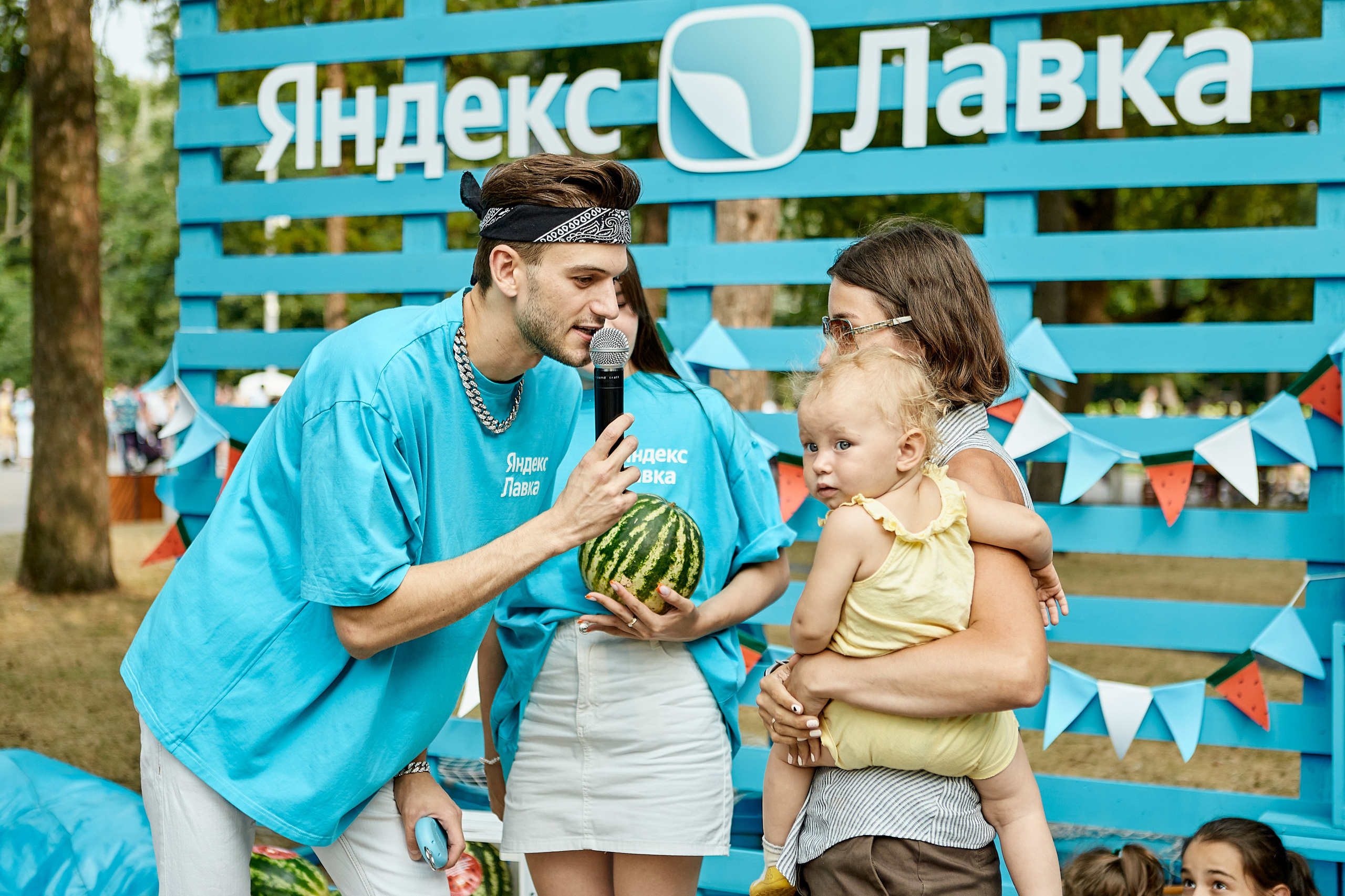 ЯНДЕКС ЛАВКА «АРБУЗНАЯ ФЕЕРИЯ». Фотограф Андрей Егоров