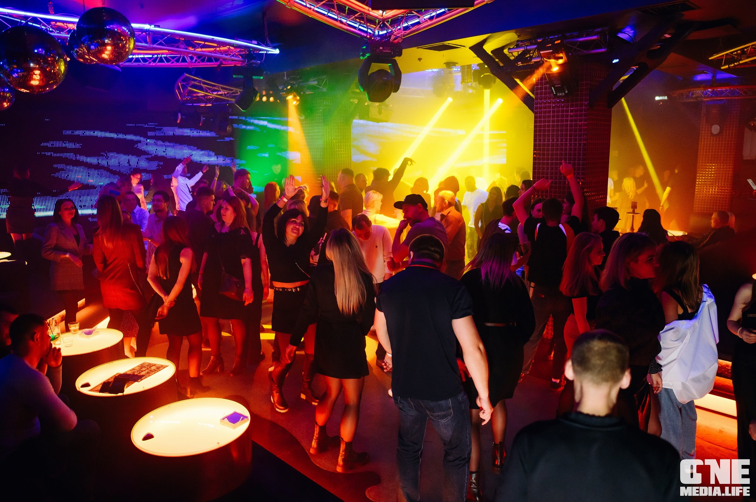 Фоторепортаж из РК Планета. One Media Life: фоторепортажи, фотоотчеты с мероприятий и заведений