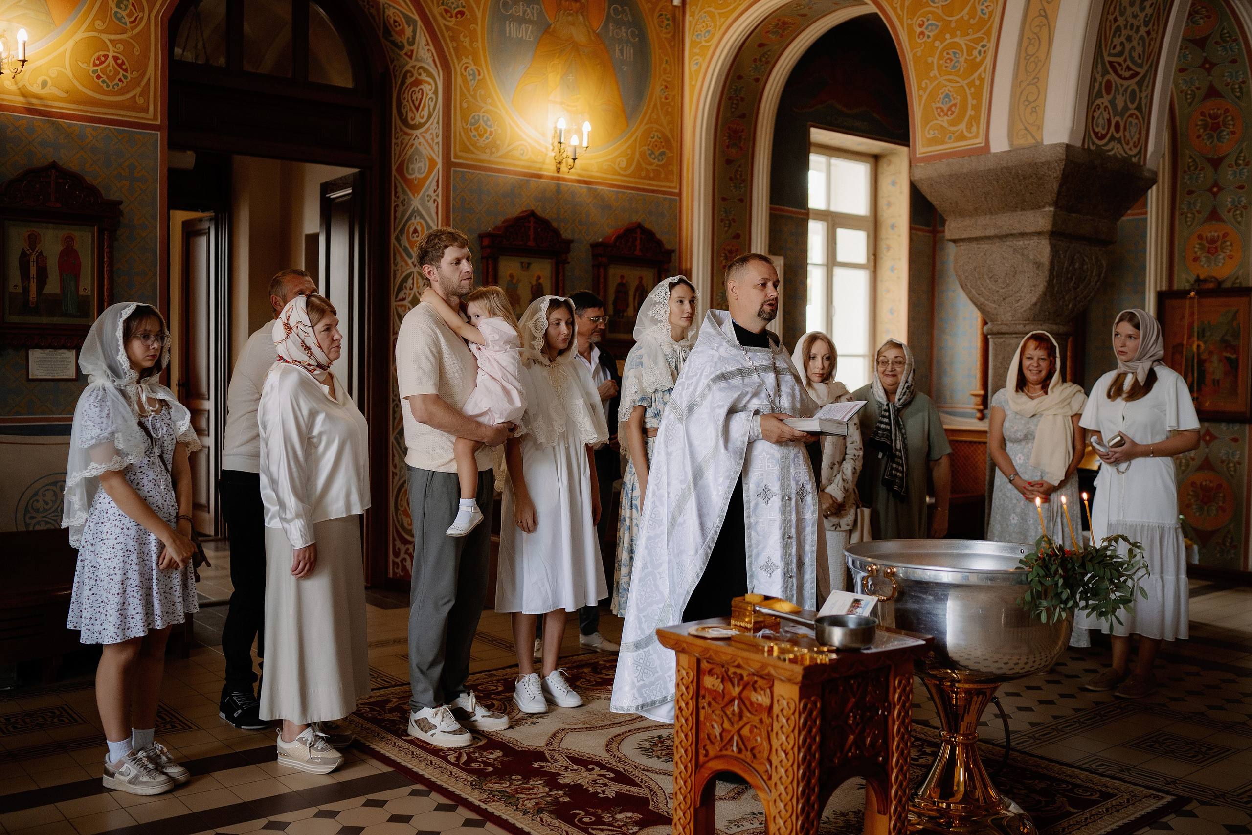 Крещение Эммы. Фотограф на Крещение и Венчание в Красноярске Рамазанова Юлия