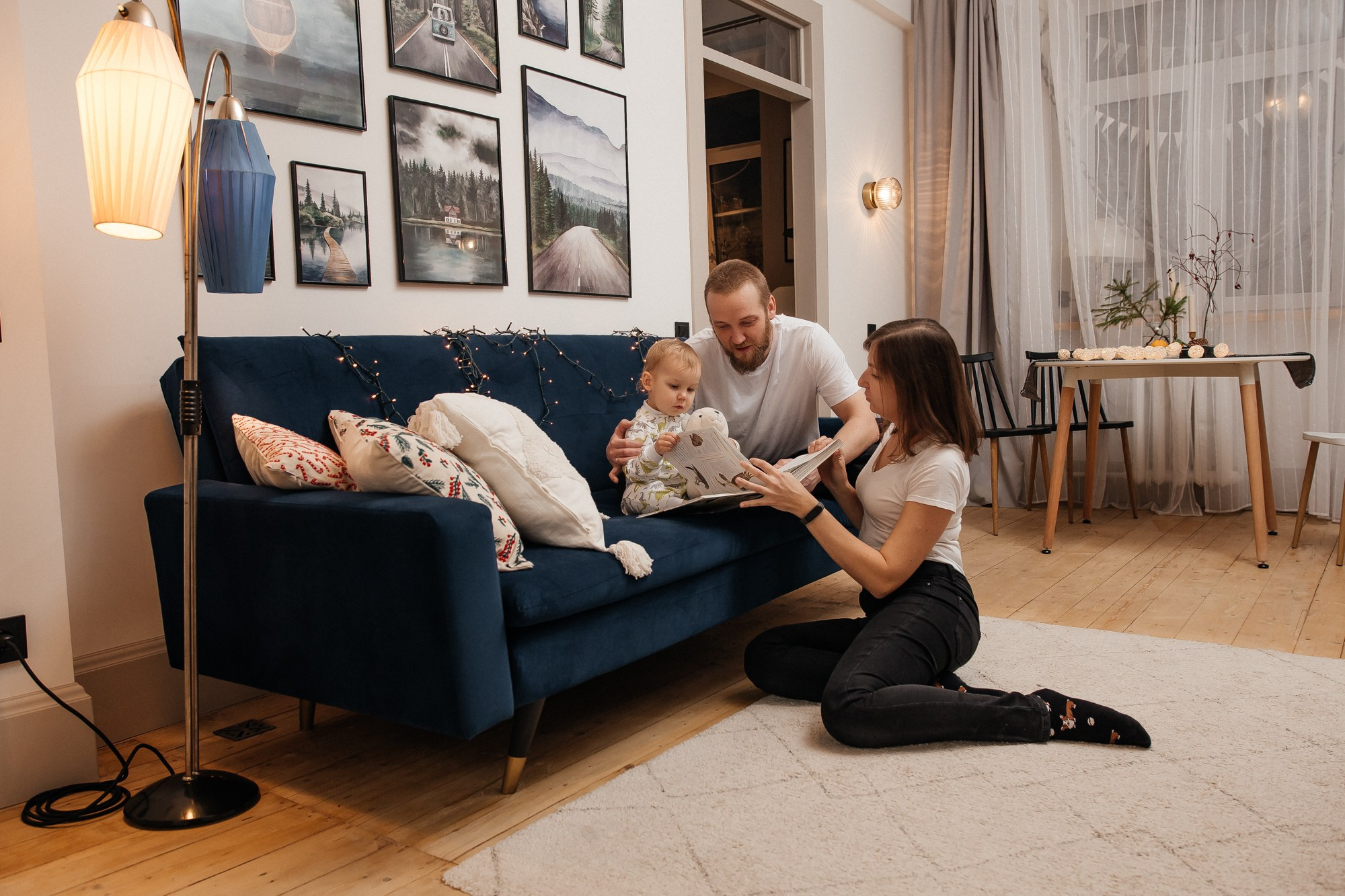 Когда решили остаться дома и позвали фотографа к себе. Свадебный фотограф Пермь