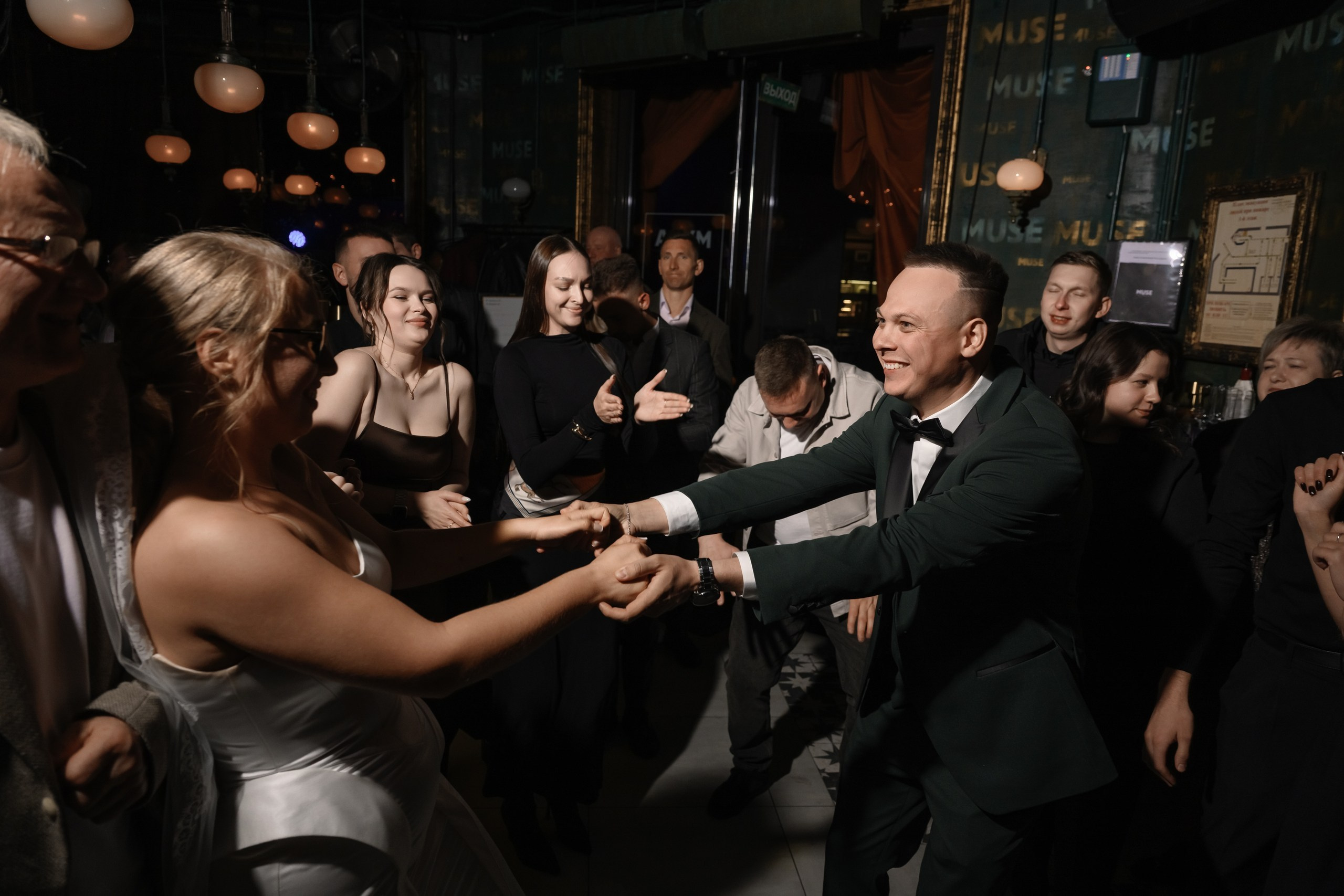 Фотограф на свадьбу Минск Москва Санкт-Петербург Свадебный фотограф Фотограф на свадьбу Репортажный фотограф Love Story Свадебная прогулка. Свадебный фотограф — Крюков Константин