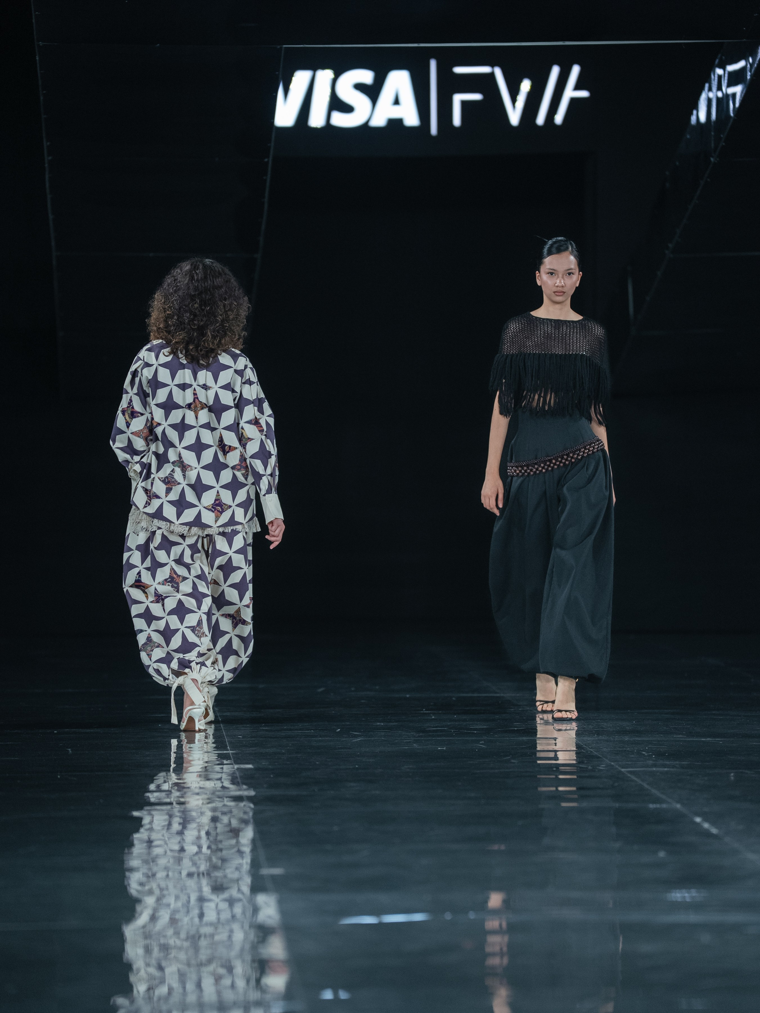 Visa Fashion Week Pre-Fall Mariko. Сайт Алматинского НЮ АРТ, будуар и фэшн фотографа Дениса Карпенко