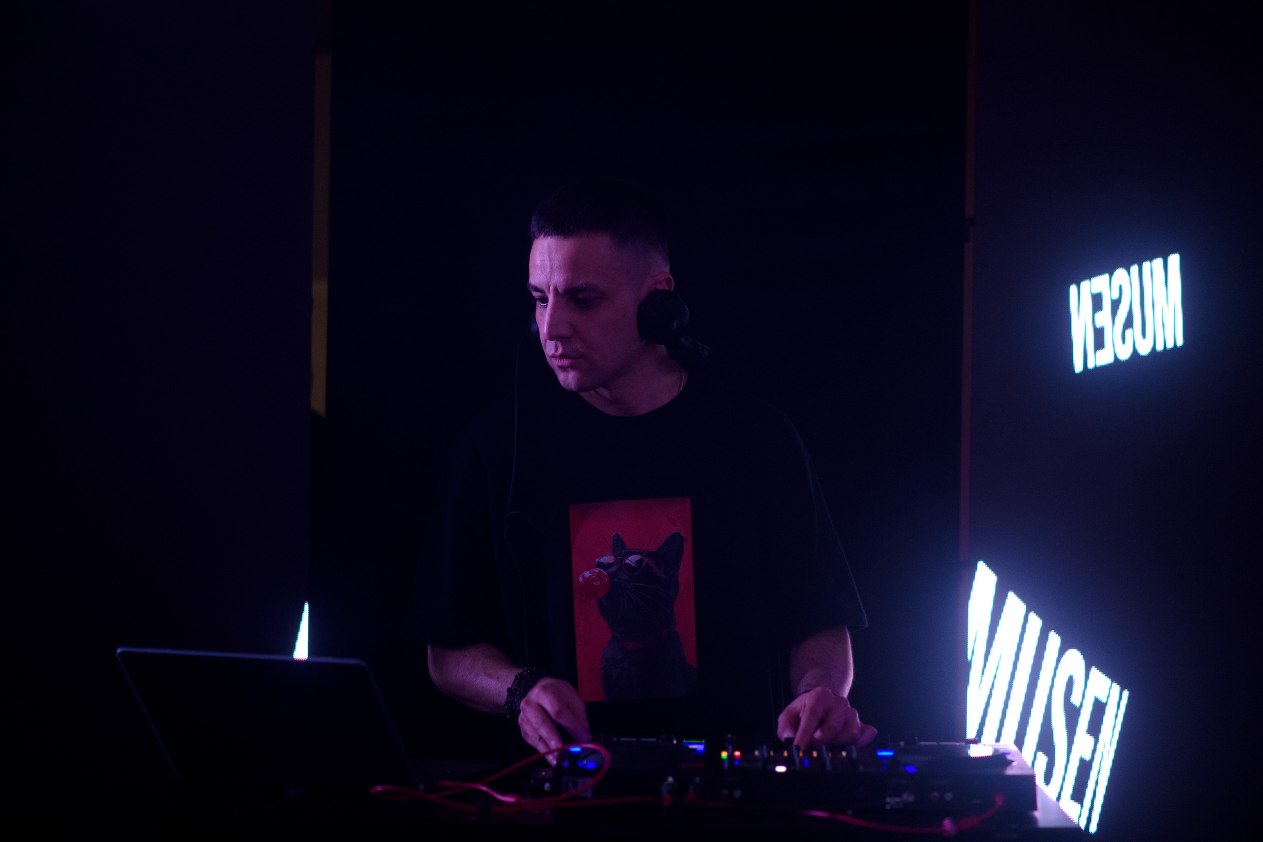 MORE AMORE EVENT HALL — BIRTHDAY`25. Свадебный фотограф Екатеринбург/Челябинск — Любовь Волохова