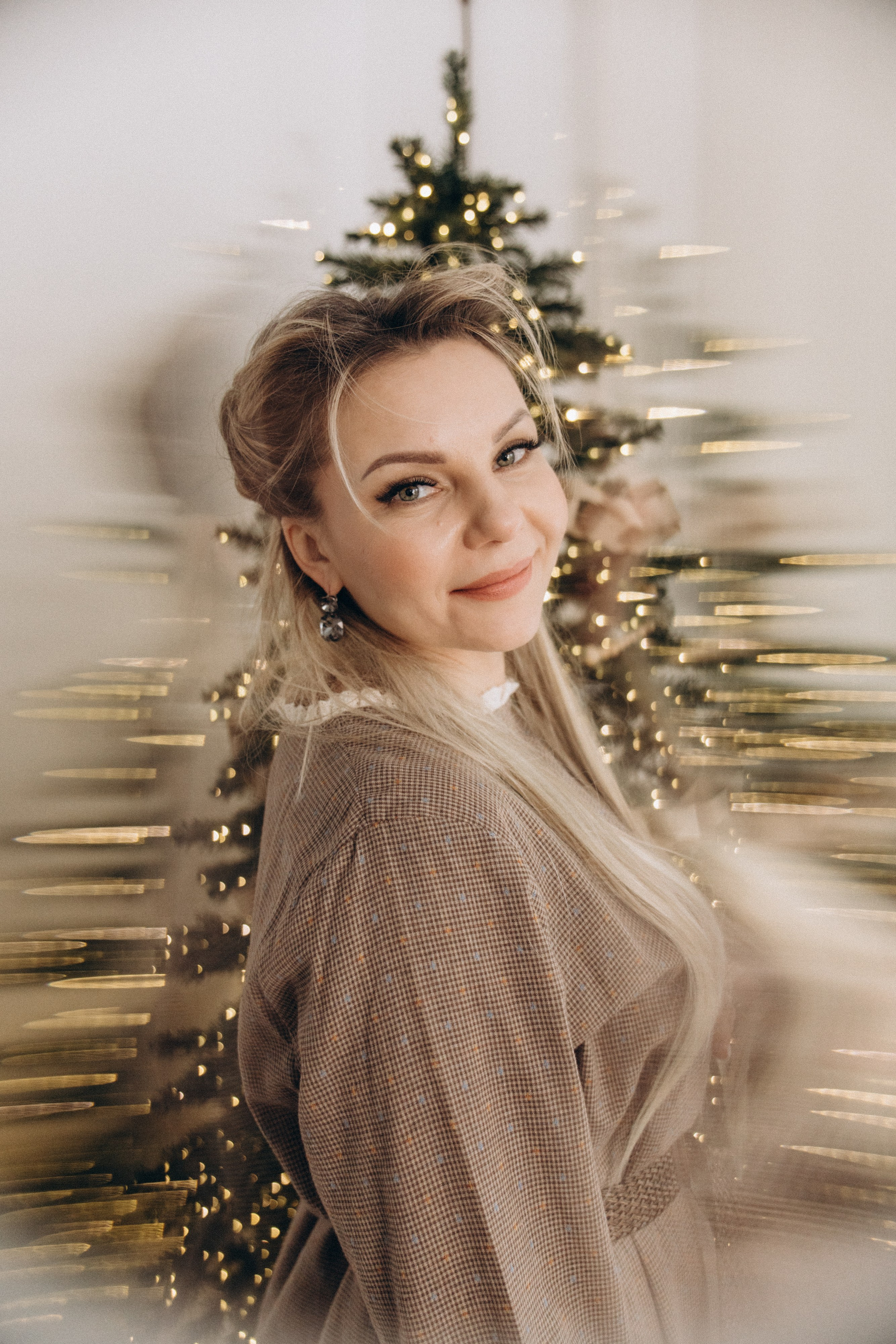 Кристина, Слава, Злата