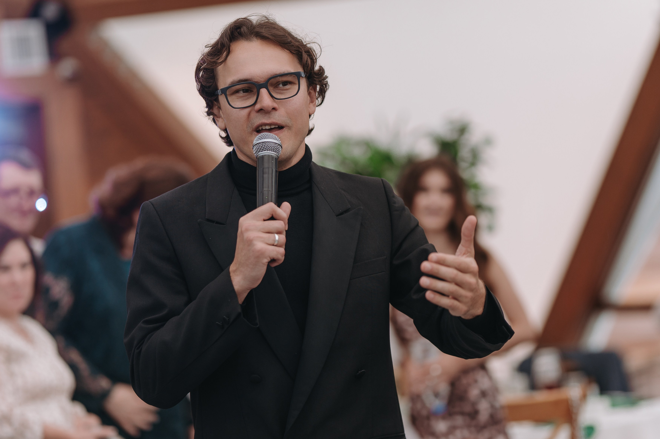 КАФЕ М5 / ХОТИМ ЕДИМ / БОГДАН НАСЫРОВ / ИЛЬНАР АХМАДУЛЛИН