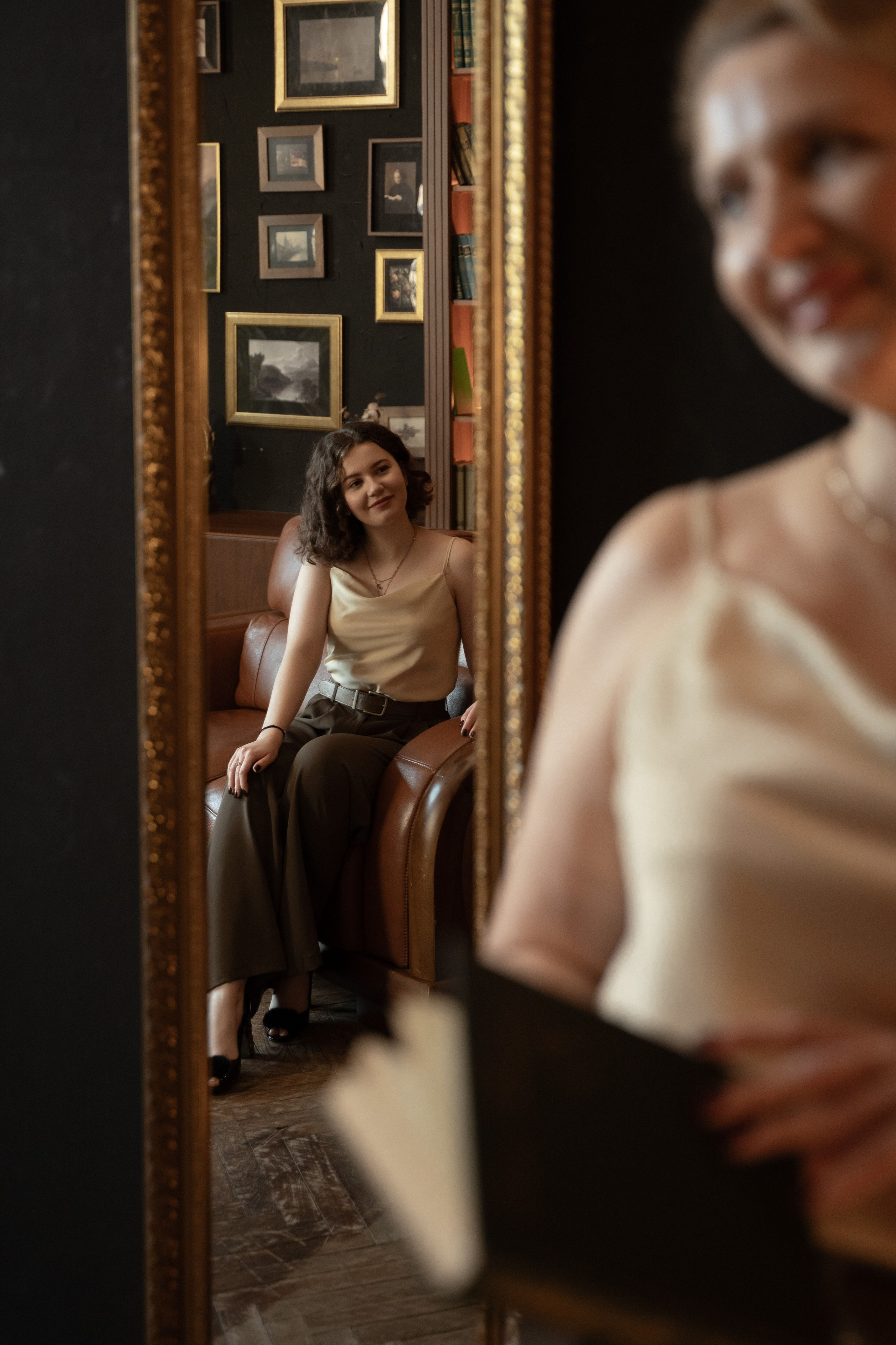 Семейная фотосессия мамы с дочкой