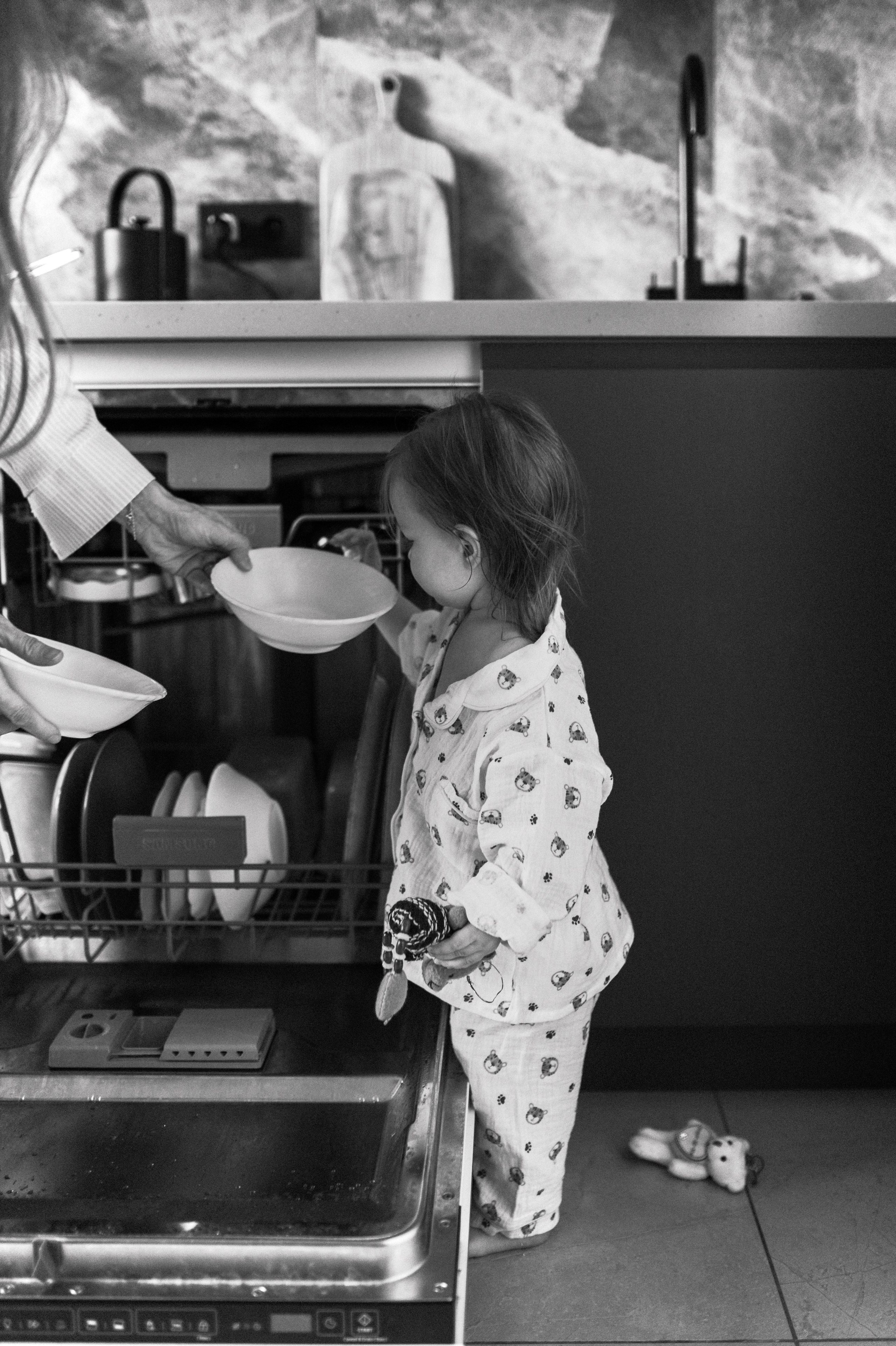 Даша и Варя дома. Семейный и свадебный lifestyle-фотограф в Москве Мария Петрова