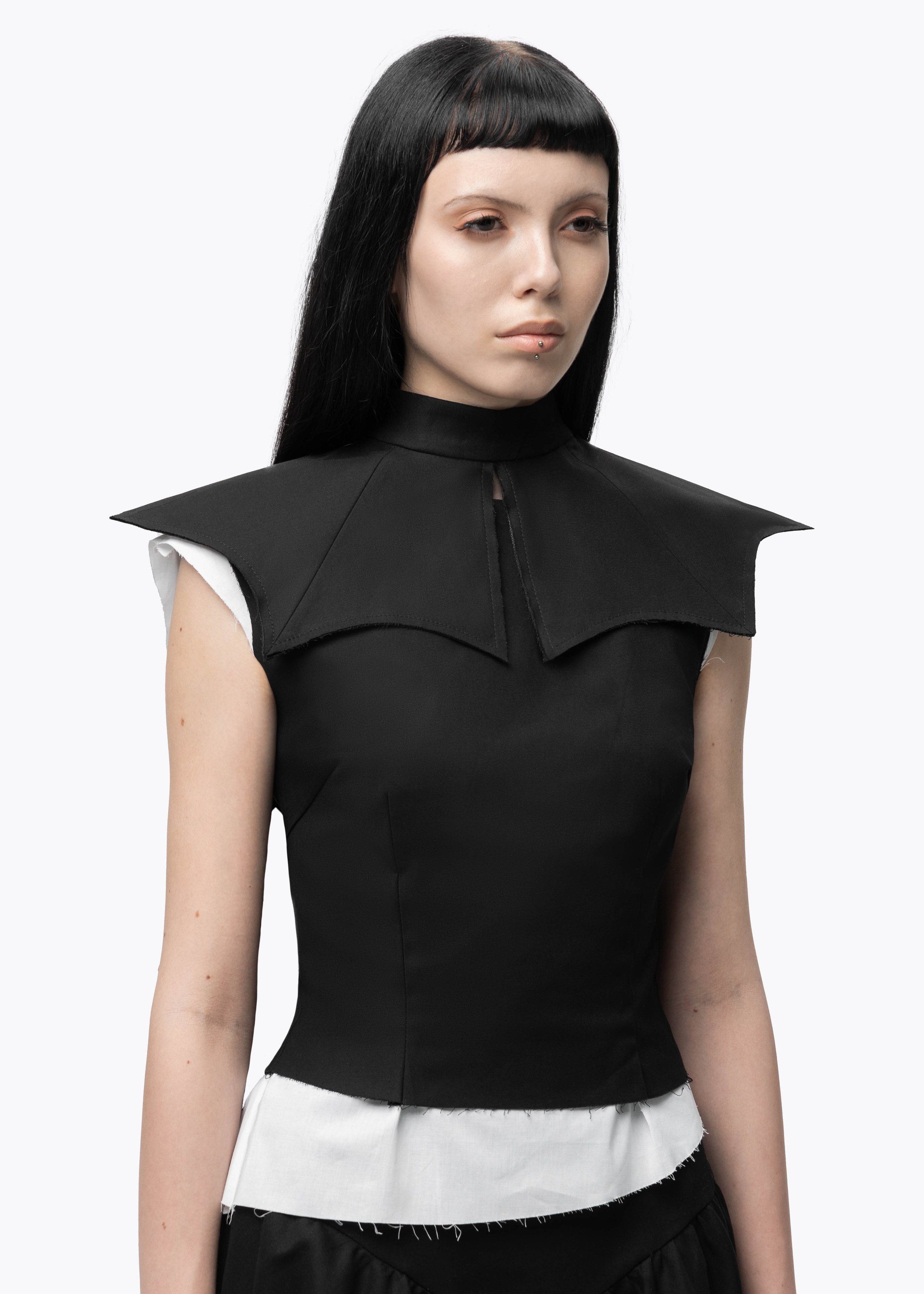 Bat Norton AI.AVANGARDEN. Фотограф для брендов Любовь Батина (Спб/Мск)