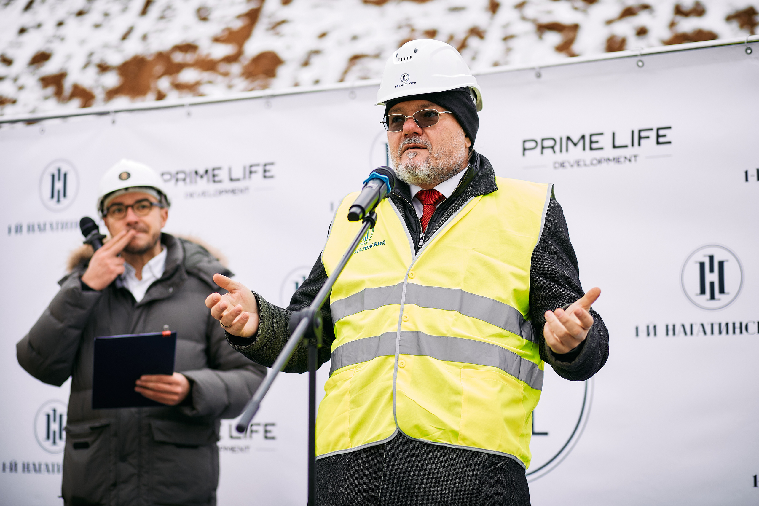 Символическая заливка бетона, ЖК Нагатинский. Фотограф рынка недвижимости Павел Хоменко
