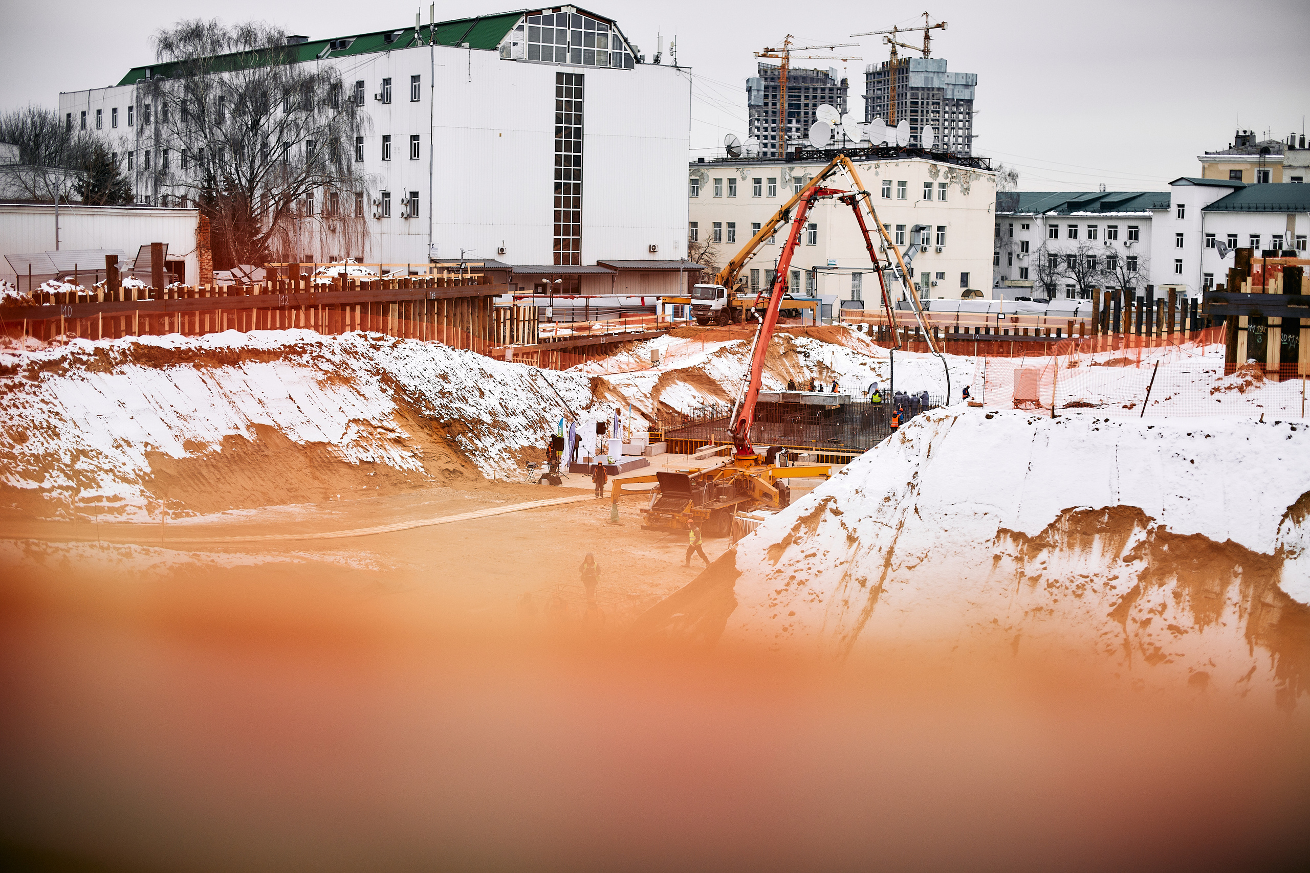 Символическая заливка бетона, ЖК Нагатинский. Фотограф рынка недвижимости Павел Хоменко