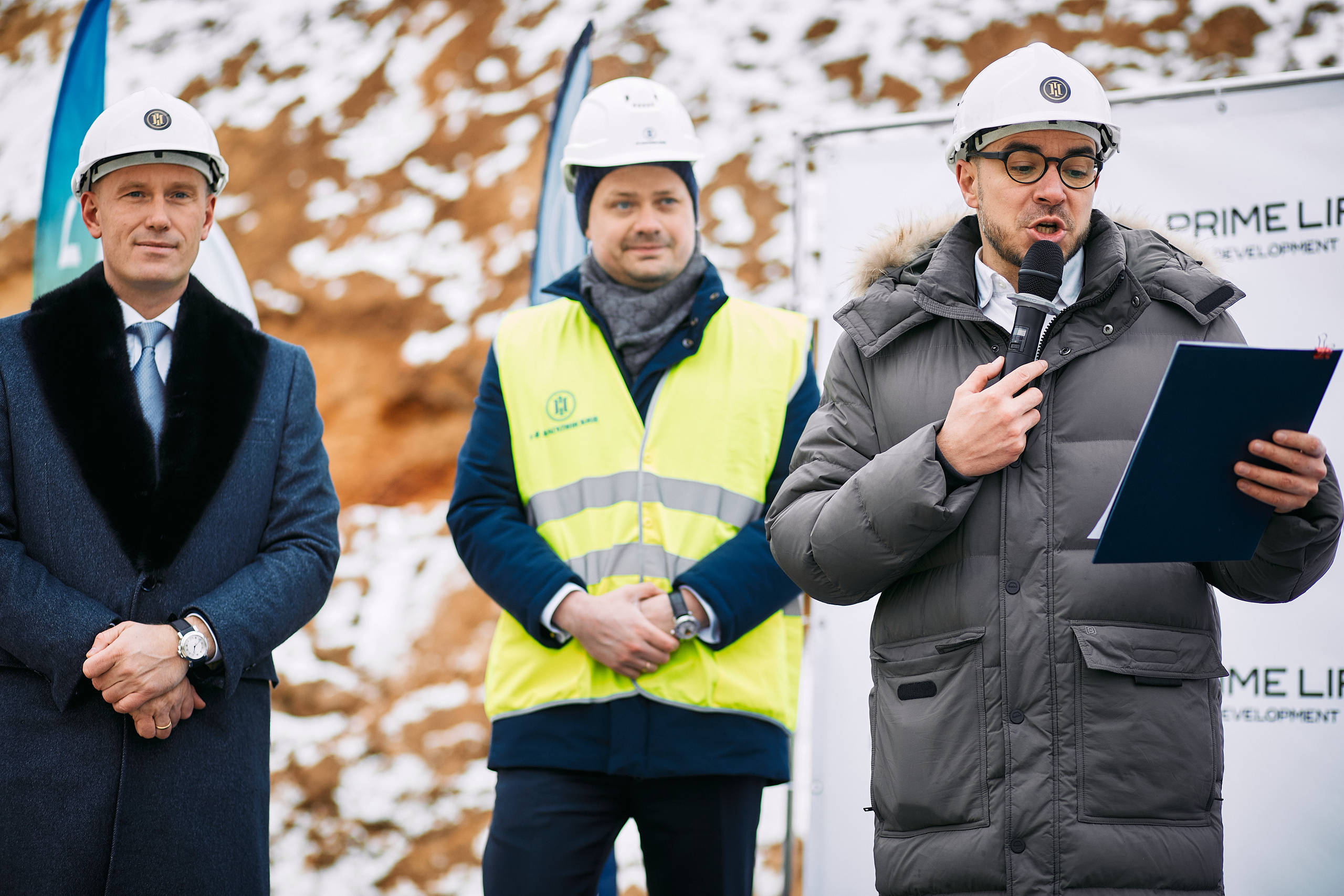 Символическая заливка бетона, ЖК Нагатинский. Фотограф рынка недвижимости Павел Хоменко