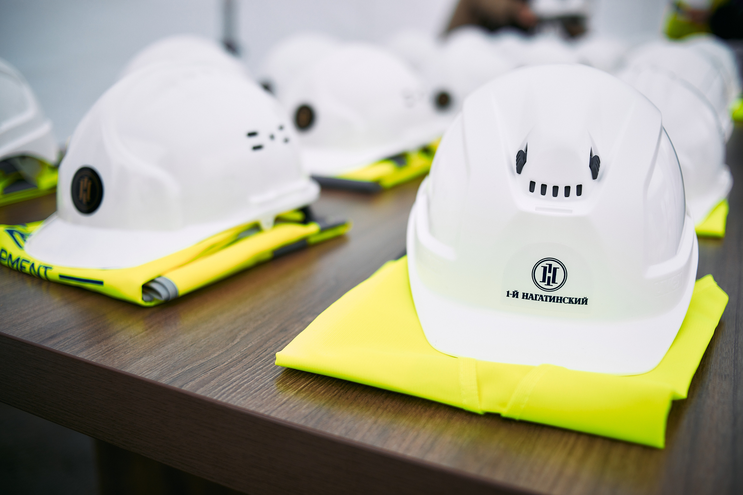 Символическая заливка бетона, ЖК Нагатинский. Фотограф рынка недвижимости Павел Хоменко