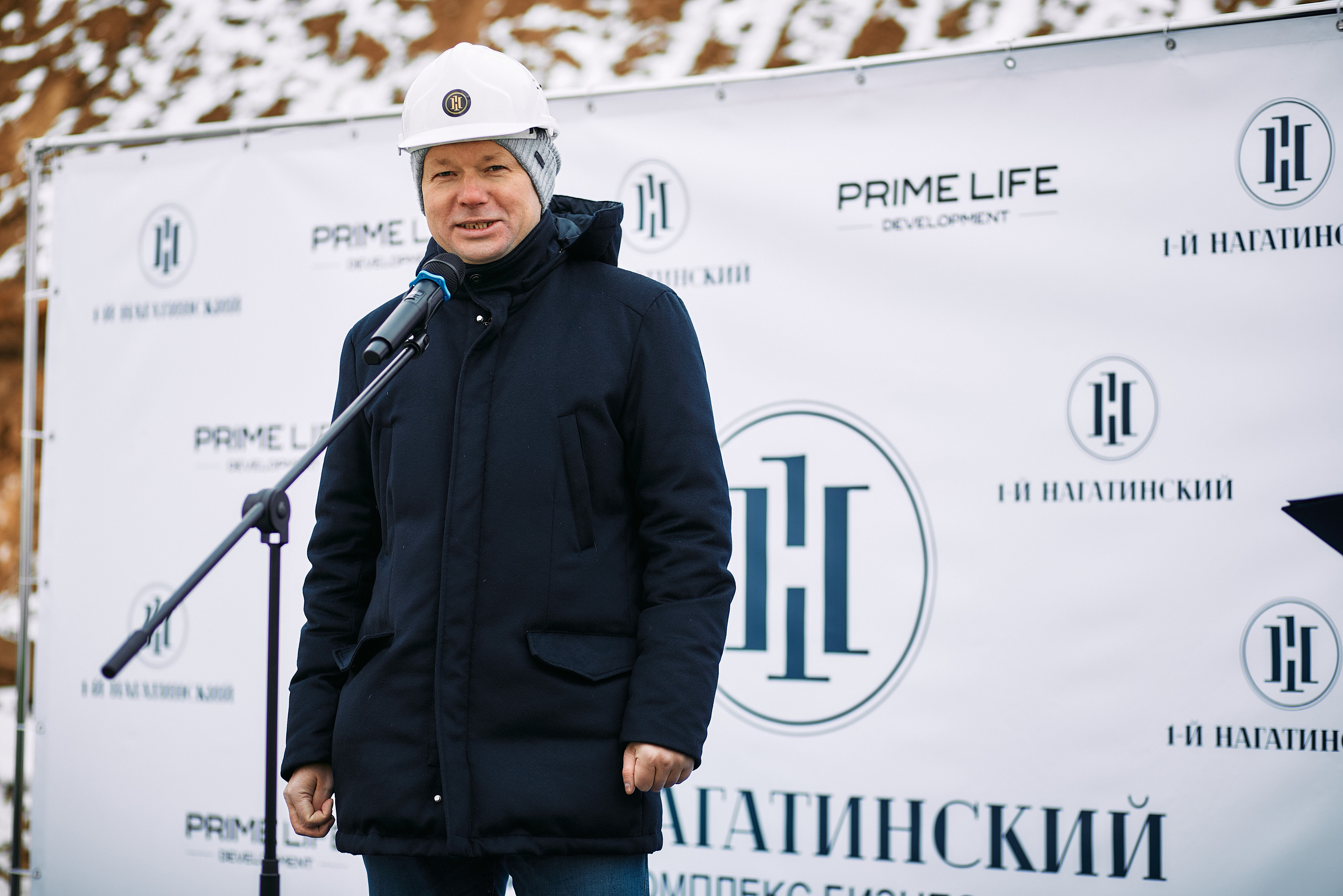 Символическая заливка бетона, ЖК Нагатинский. Фотограф рынка недвижимости Павел Хоменко