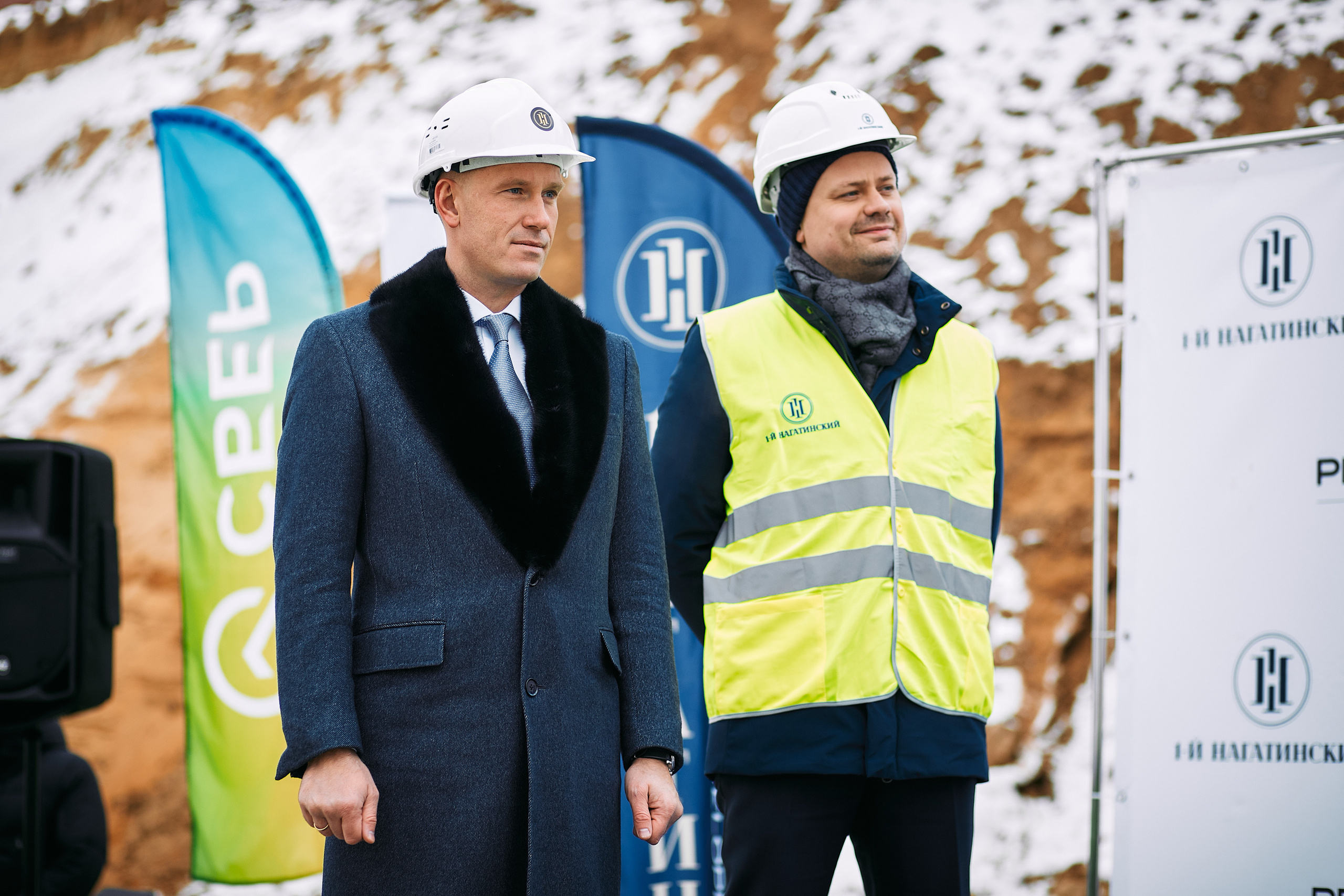 Символическая заливка бетона, ЖК Нагатинский. Фотограф рынка недвижимости Павел Хоменко