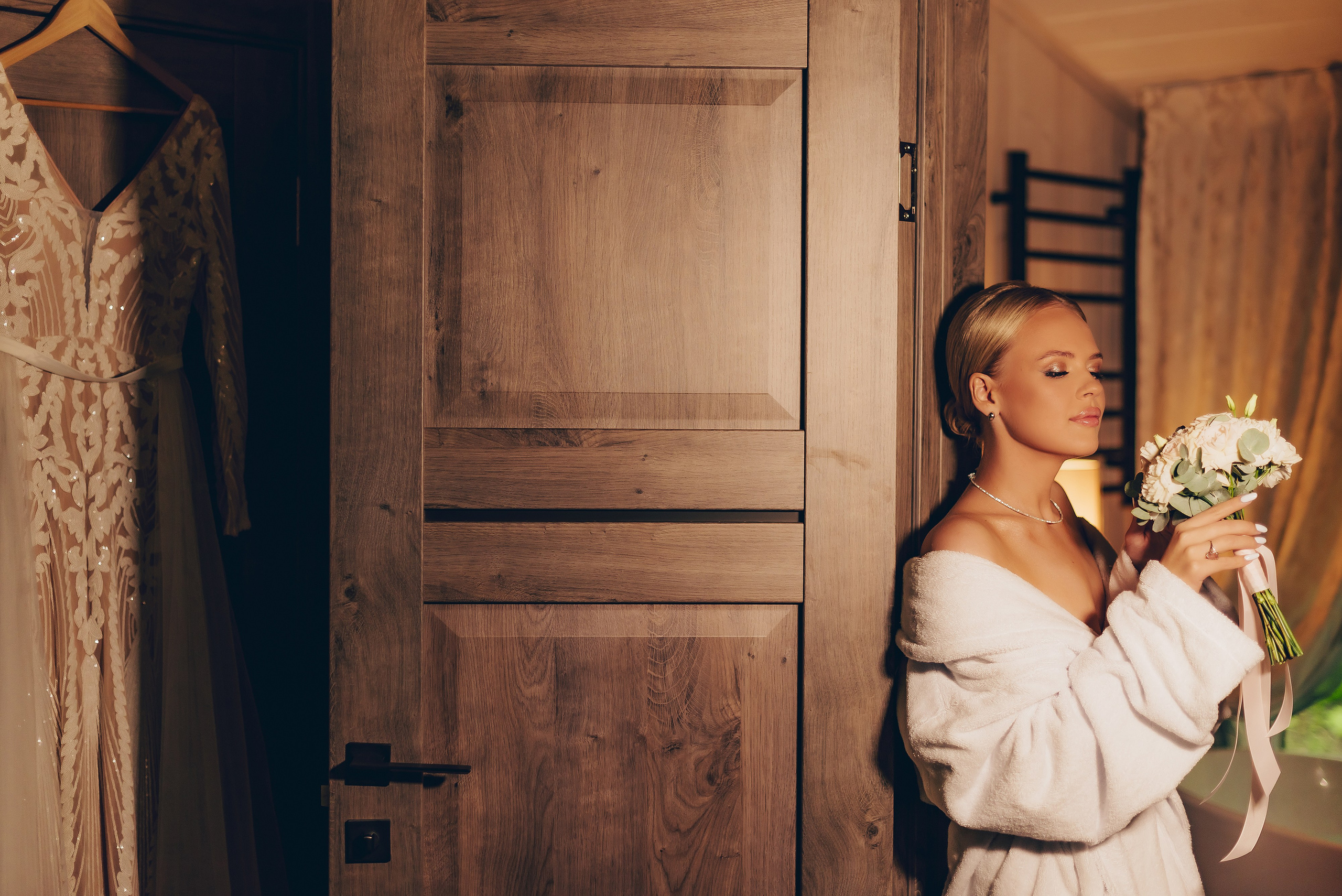 Сборы невесты Марии в экоотеле. Профессиональный фотограф Natali Aieteia