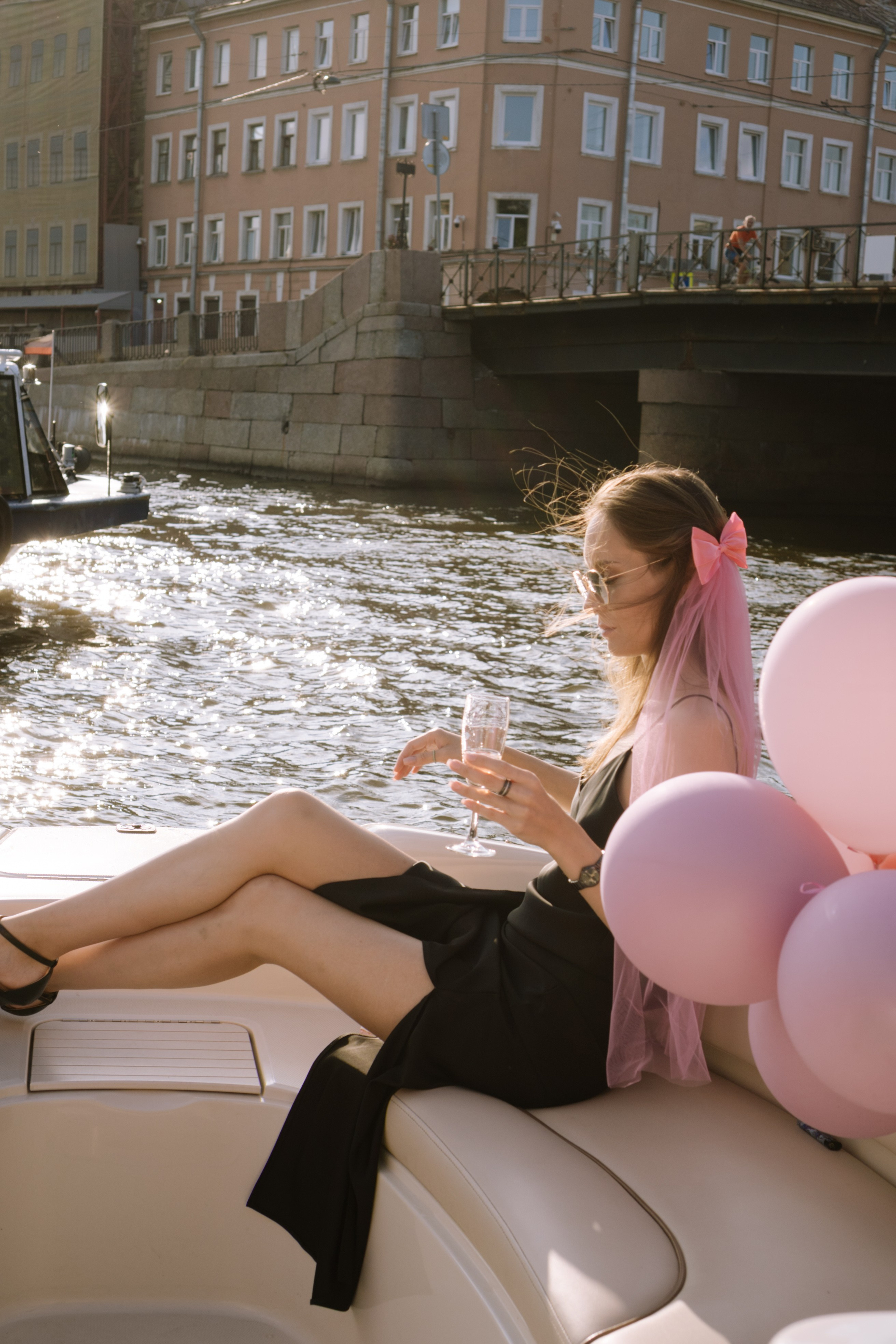 ДЕВИЧНИК НА КАТЕРЕ. Профессиональный фотограф, Санкт-Петербург — Виктория Богомолова