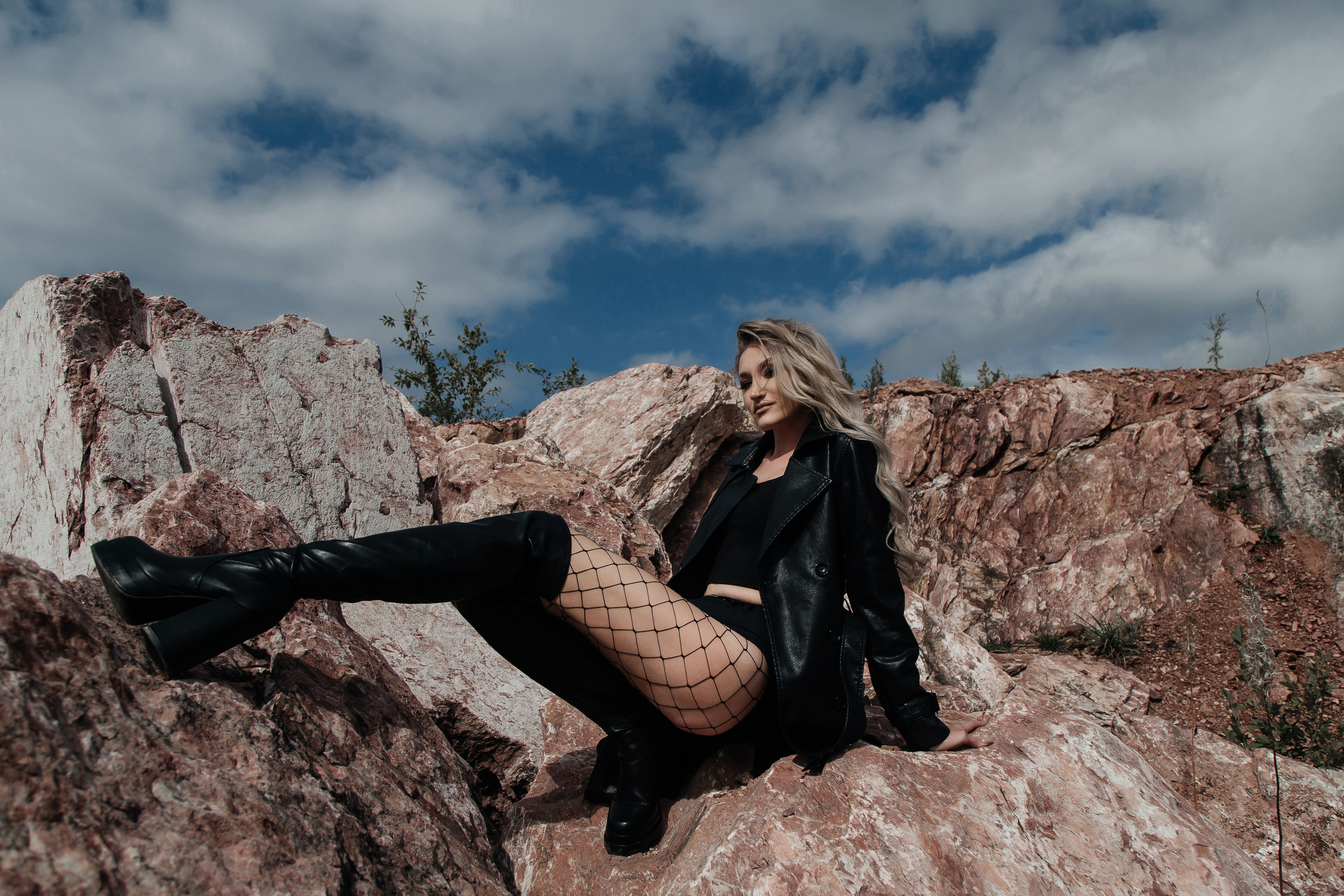 ФОТОСЕССИЯ КО ДНЮ РОЖДЕНИЯ НА МРАМОРНОМ КАРЬЕРЕ. Фотограф в Киселёвске Татьяна Трухалева