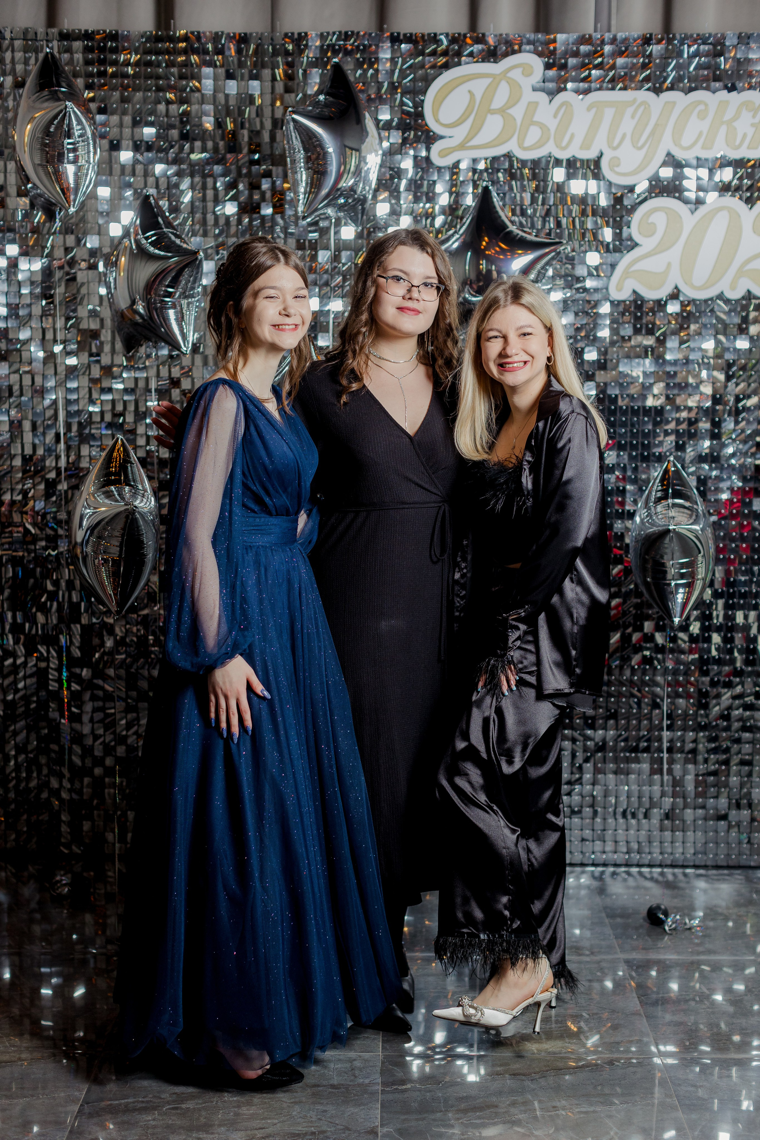 Выпускной школа 2023. Выпускные альбомы в Зеленограде и Москве