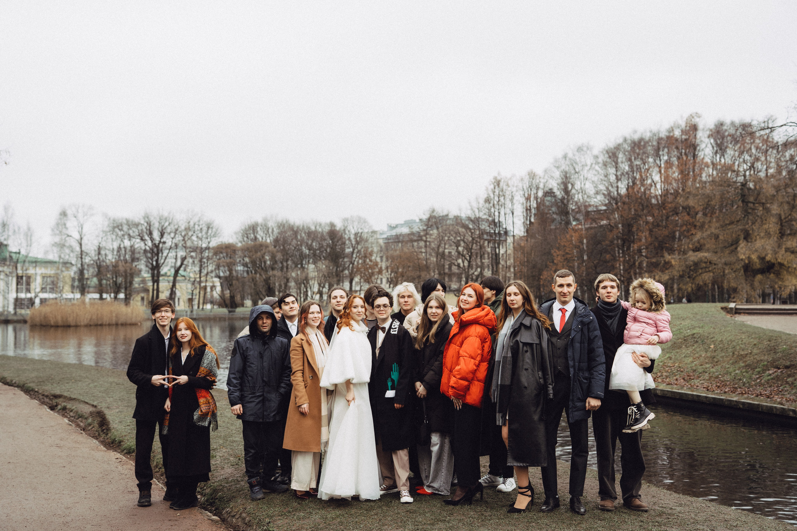 СВАДЕБНАЯ СЬЕМКА ВО ВТОРОМ ДВОРЦЕ С ГОСТЯМИ И ПРОГУЛКА В ТАВРИЧЕСКОМ САДУ. Профессиональный фотограф, Санкт-Петербург — Виктория Богомолова