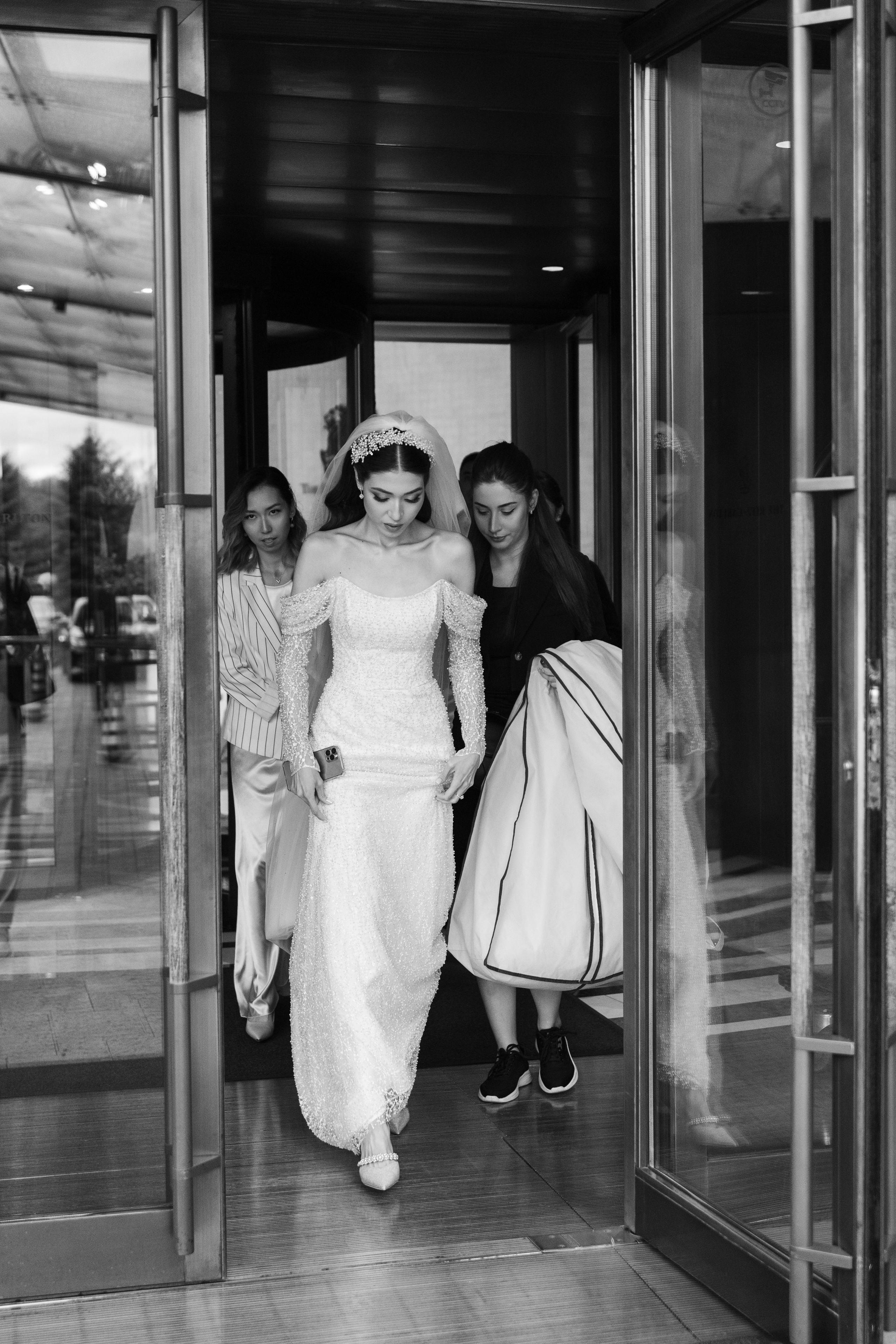 Акрам и Азиза