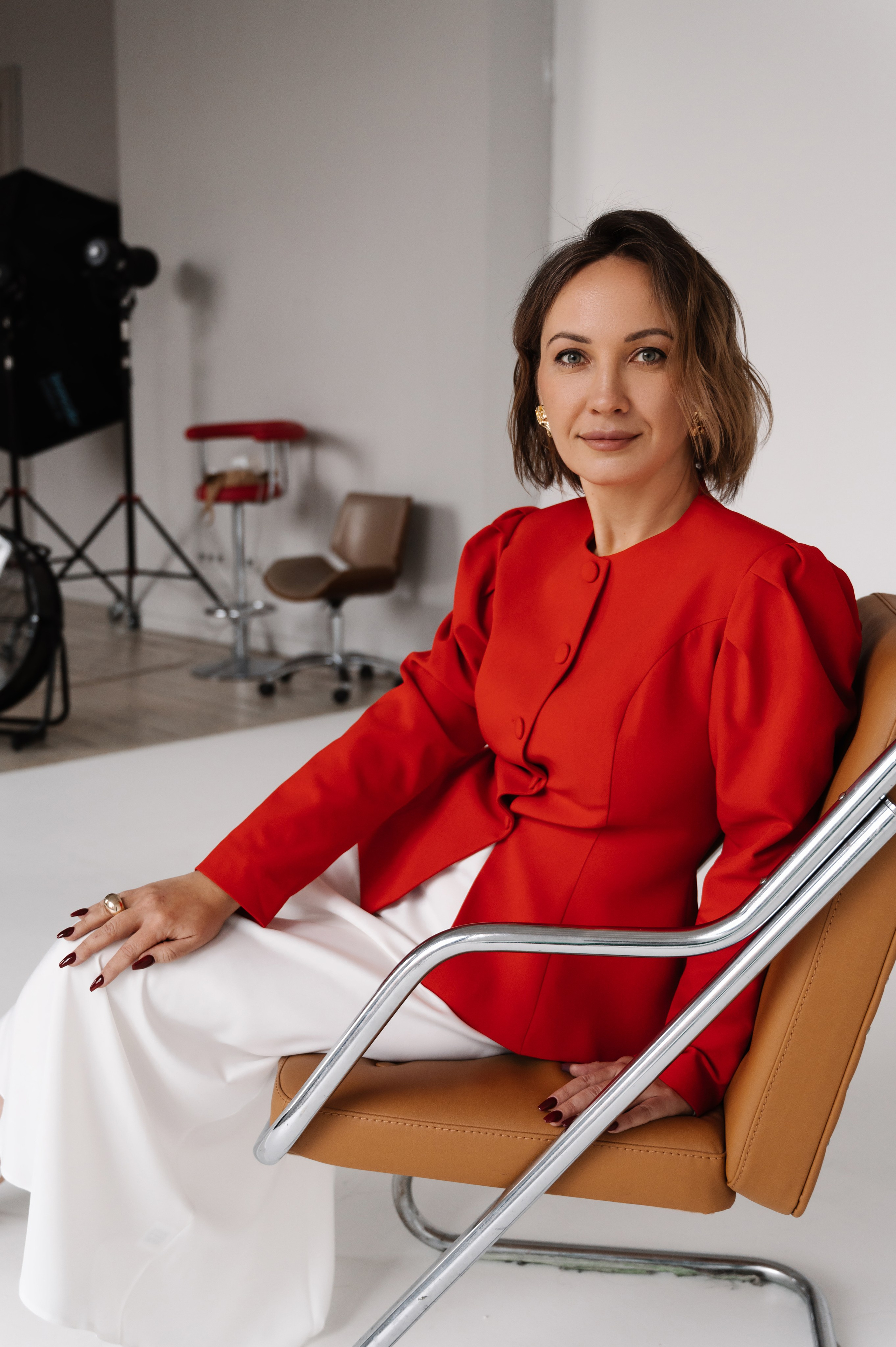 Анна. Профессиональный фотограф беременности в СПБ. Стильные фотосессии беременности в стиле минимализм и классическая фотография