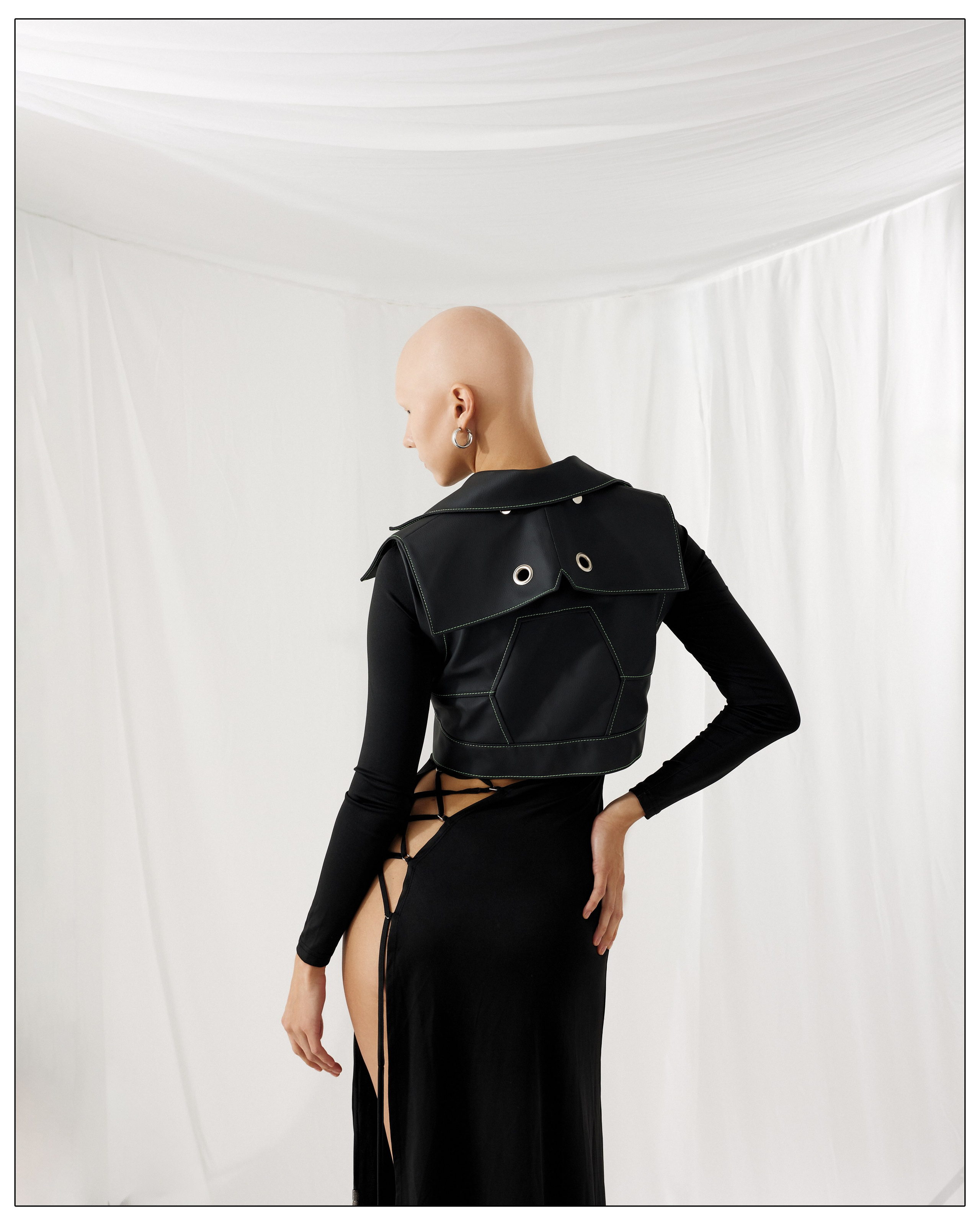 KORZUN. Влада Зюзина — adalwzet posmotri — коммерческий фотограф в Москве — портретный фотограф, фотограф для брендов