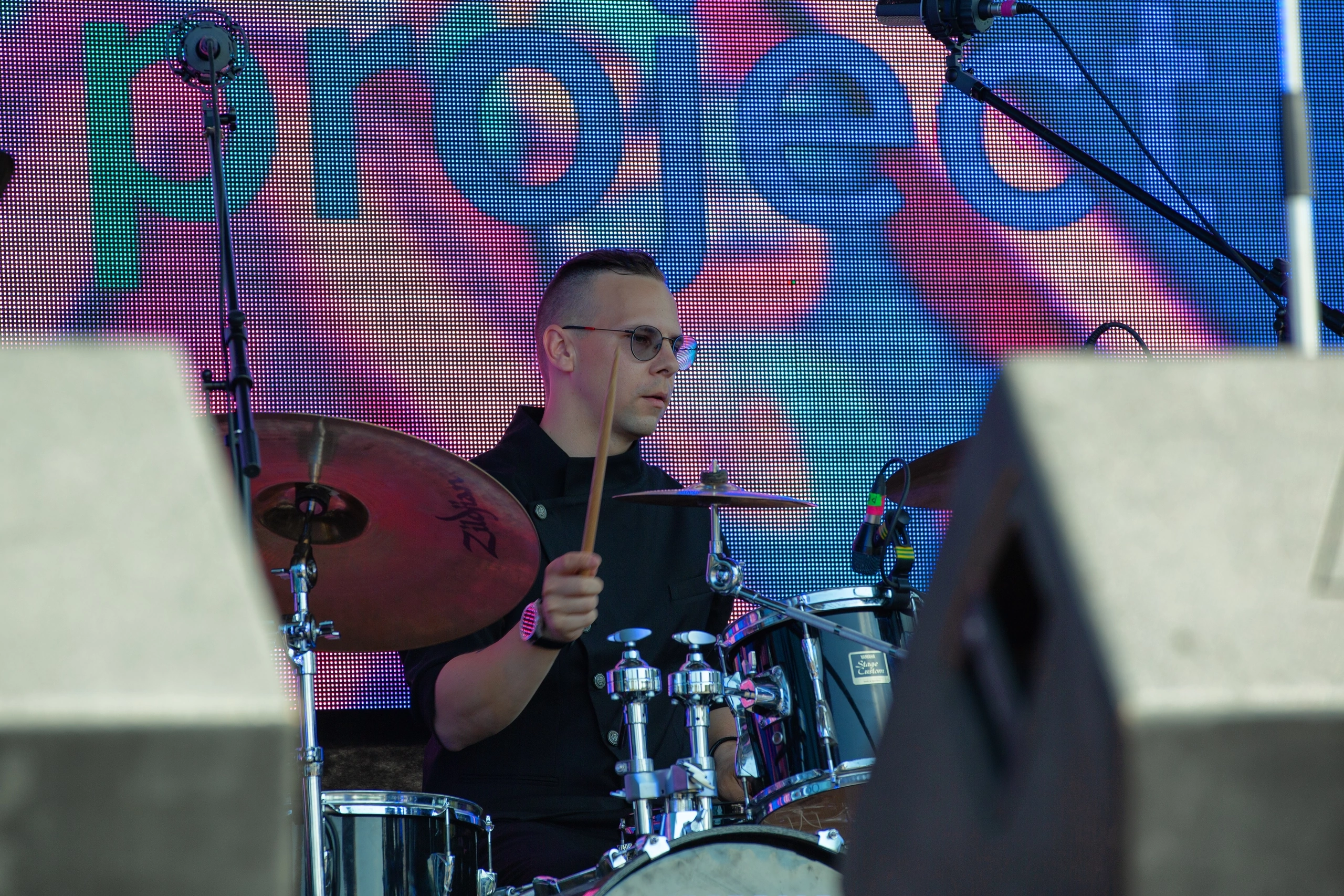 Джазовый фестиваль «Белые ночи в Купчино» 13.07. СУРОВЦЕВА project. Эстрадно-народный кавер-бэнд