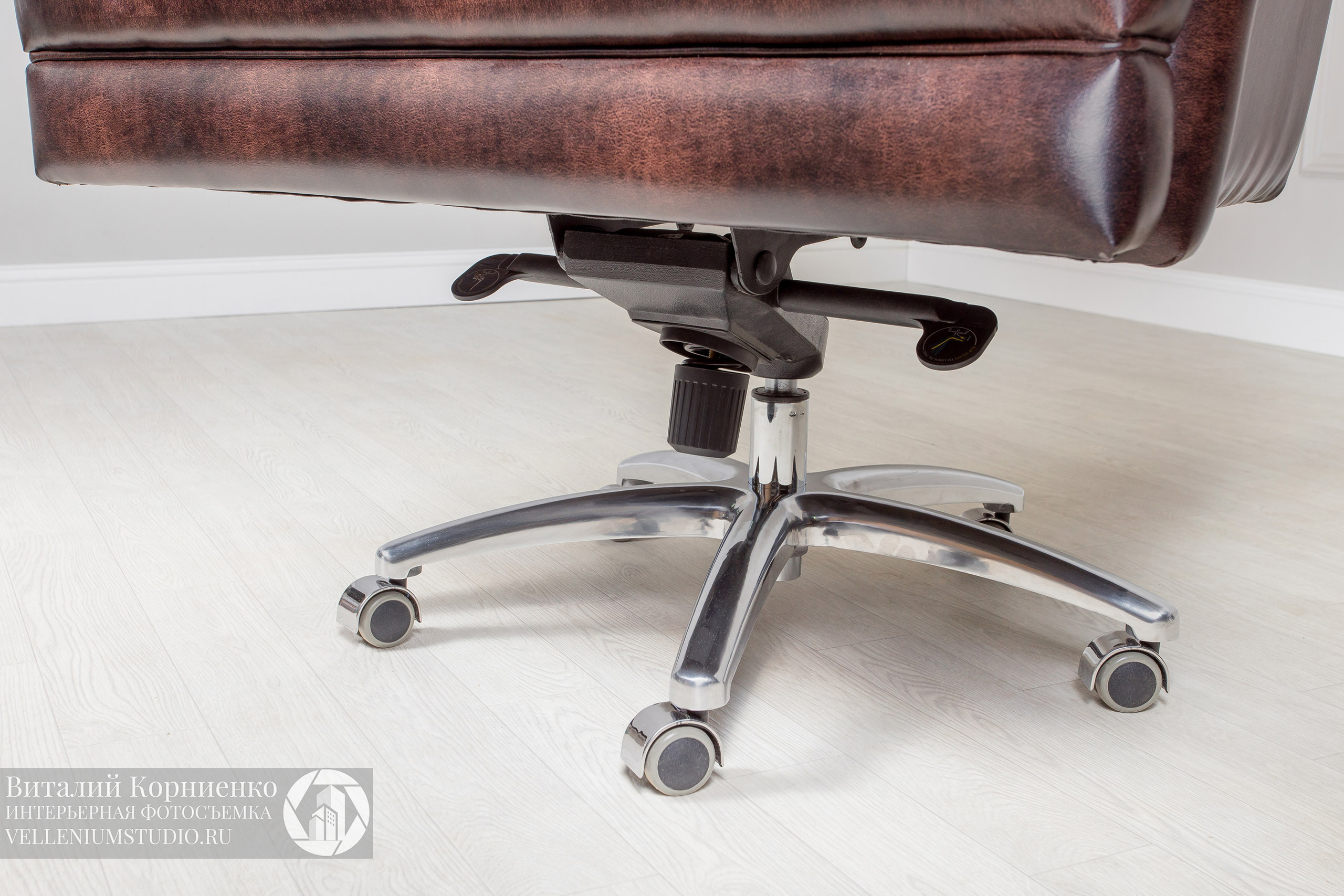 Предметная фотосъемка стола, стульев, кресла в Краснодаре. Интерьерный фотограф Краснодар: профессионально по доступным ценам