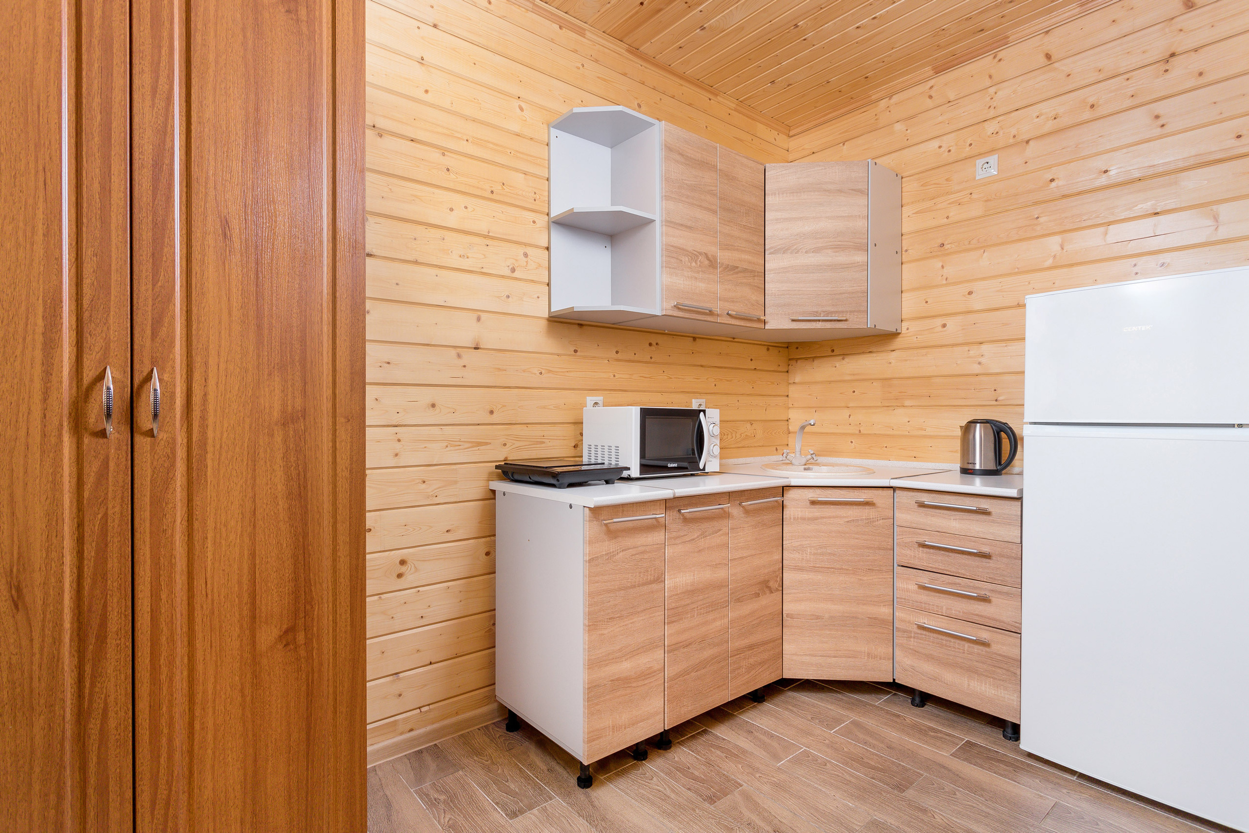 Фотосъемка деревянных домиков для сдачи в Аренду. Интерьерный фотограф Краснодар: профессионально по доступным ценам