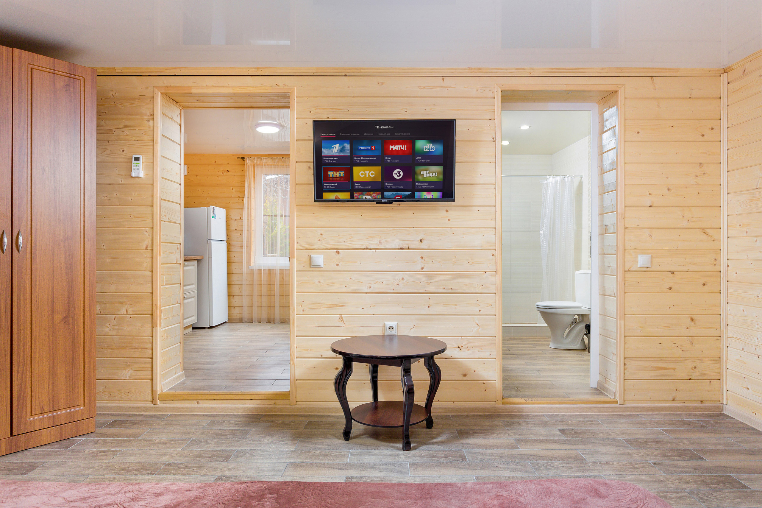 Фотосъемка деревянных домиков для сдачи в Аренду. Интерьерный фотограф Краснодар: профессионально по доступным ценам