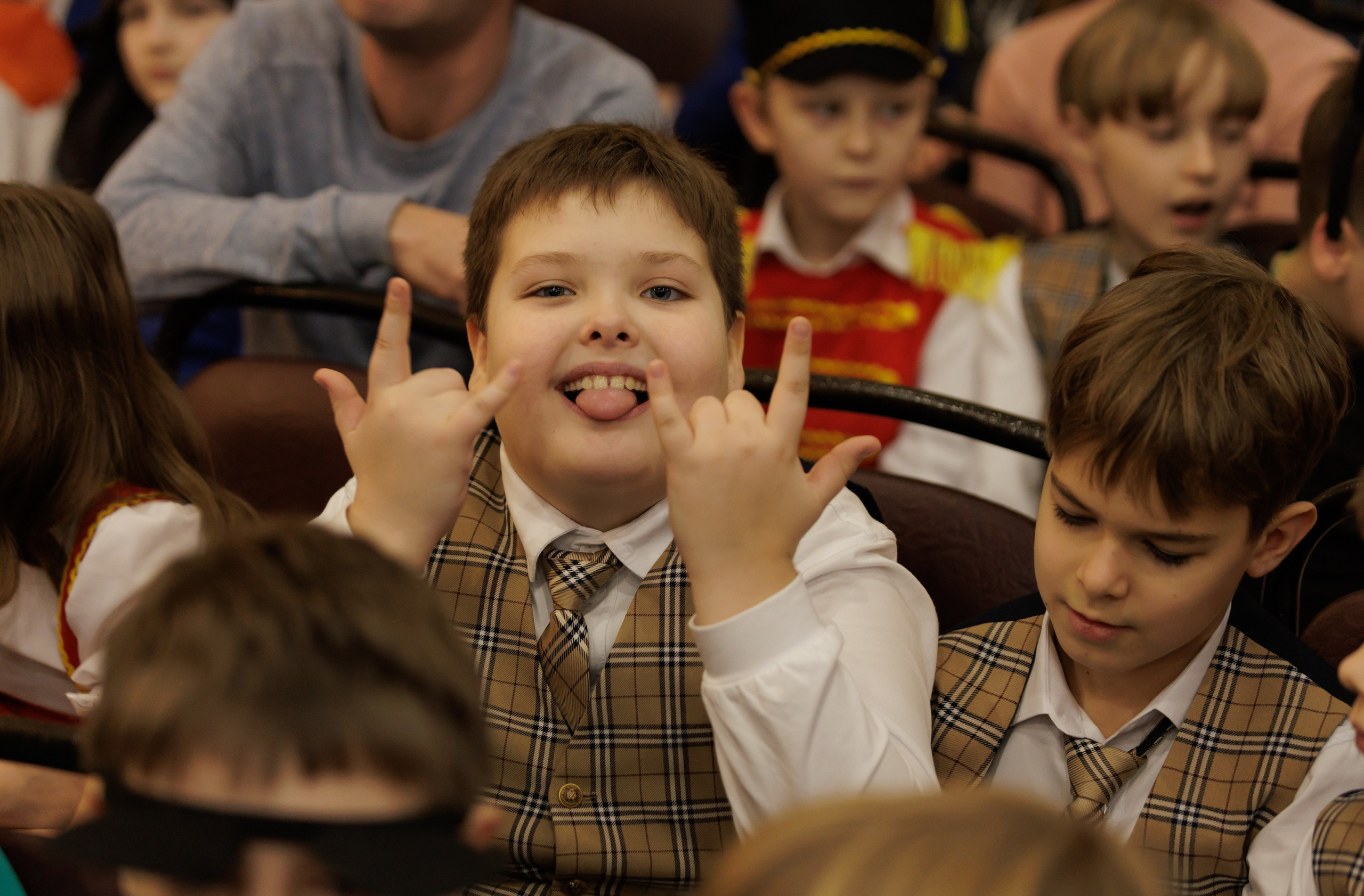 Жемчужинка гимназии 80 — 2025. Фотограф в Нижнем Новгороде, Дзержинске Олеся Хозяева