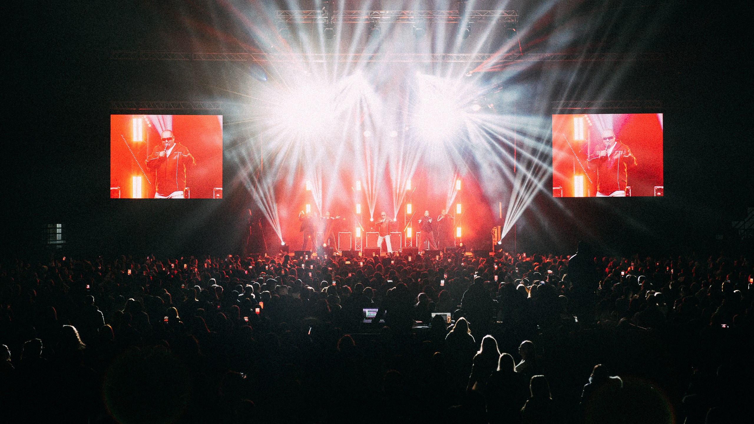 Концертный фотограф Кандеев Даниил Саратов. Фотограф Кандеев Даниил